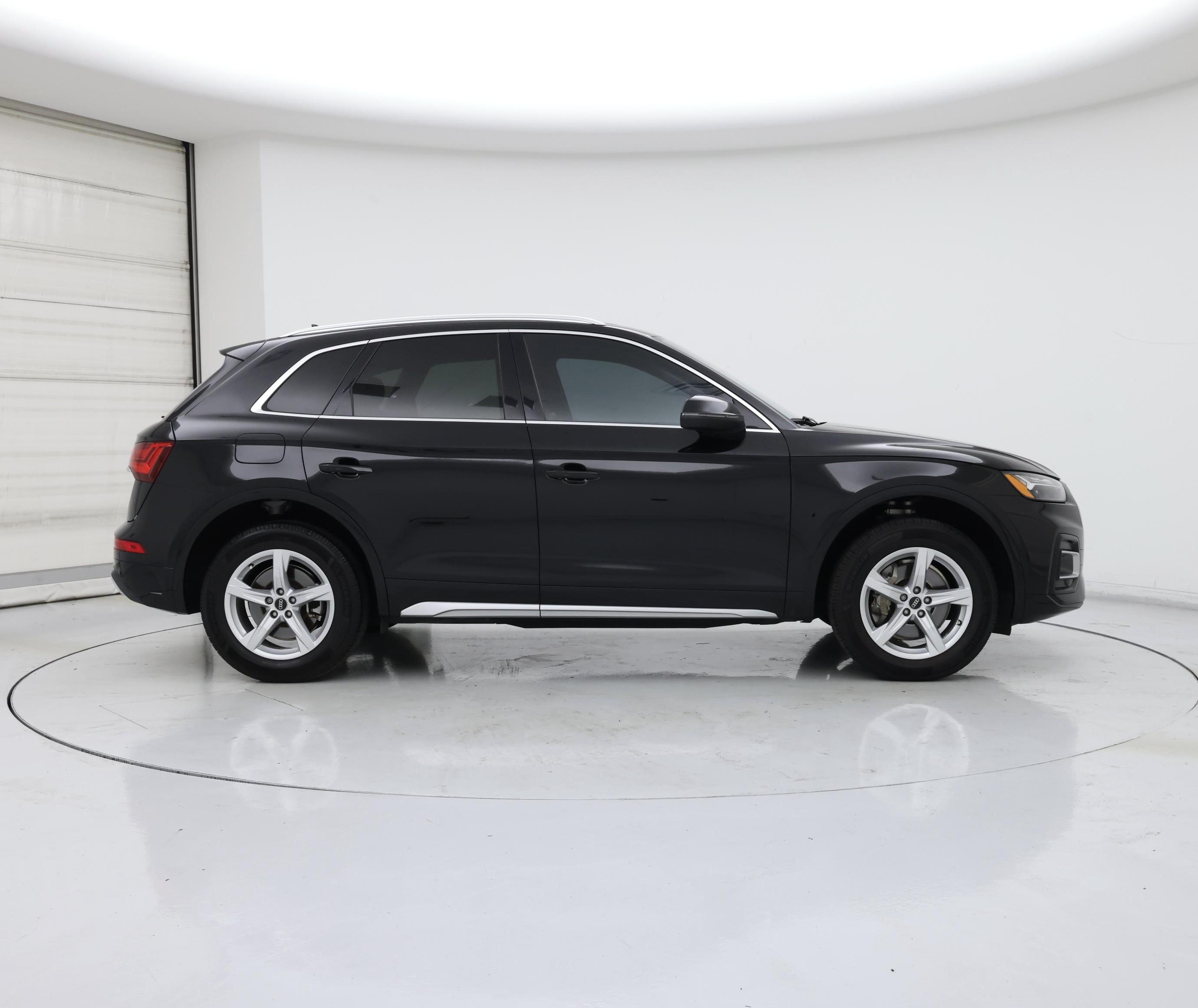 Thumbnail: 2022 Audi Q5 - 7
