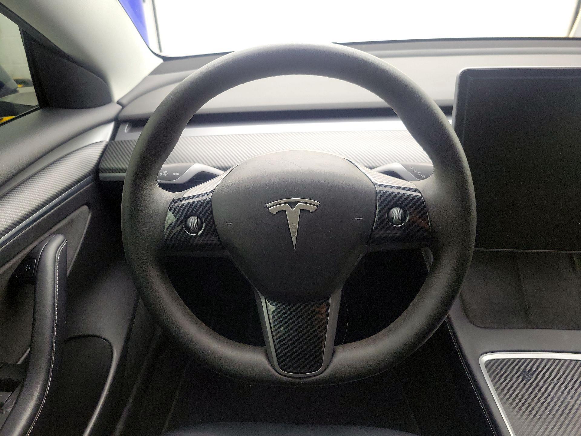 Thumbnail: 2022 Tesla Model 3 - 10