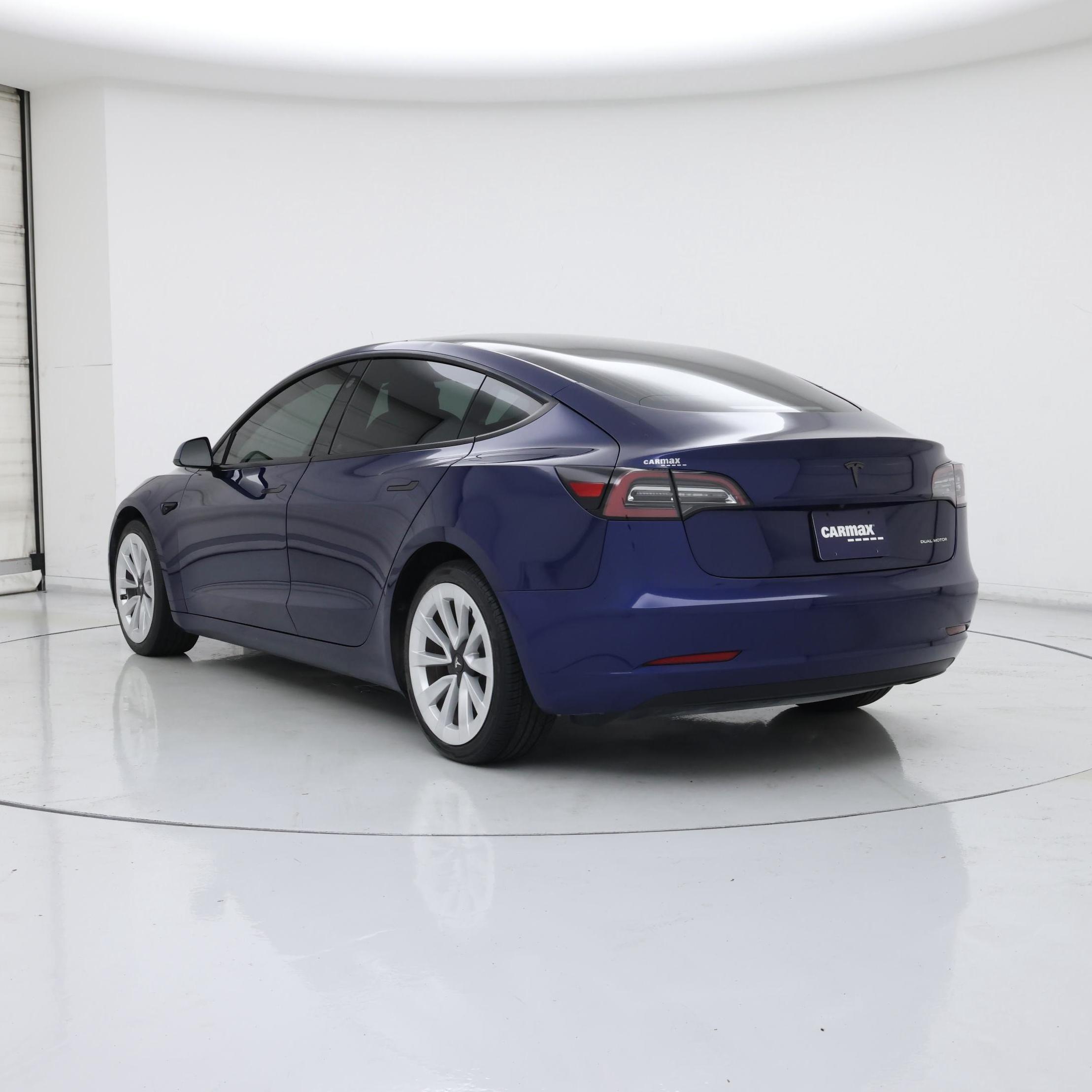 Thumbnail: 2022 Tesla Model 3 - 2