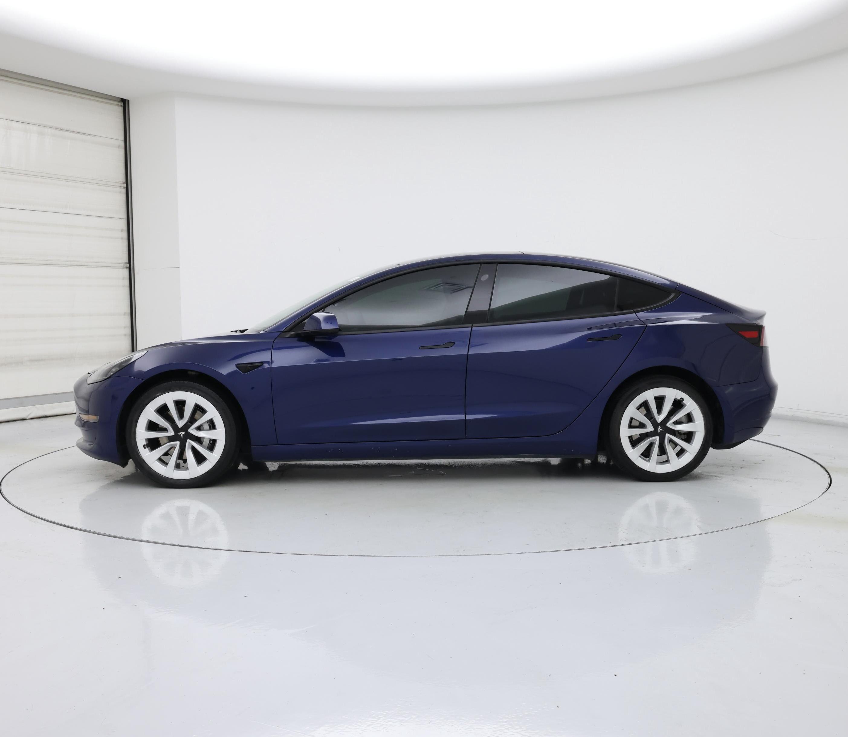 Thumbnail: 2022 Tesla Model 3 - 3