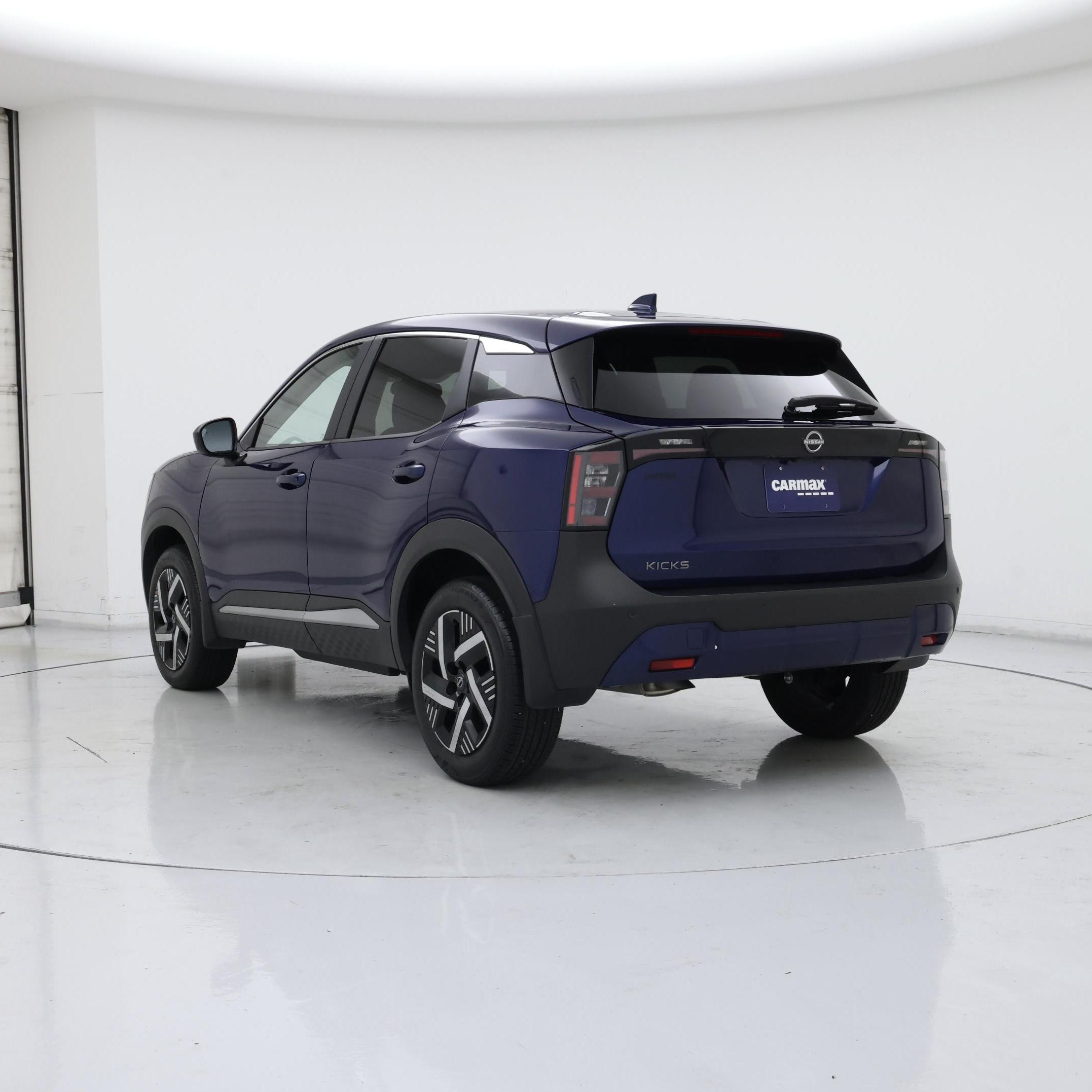 Thumbnail: 2025 Nissan Kicks - 2