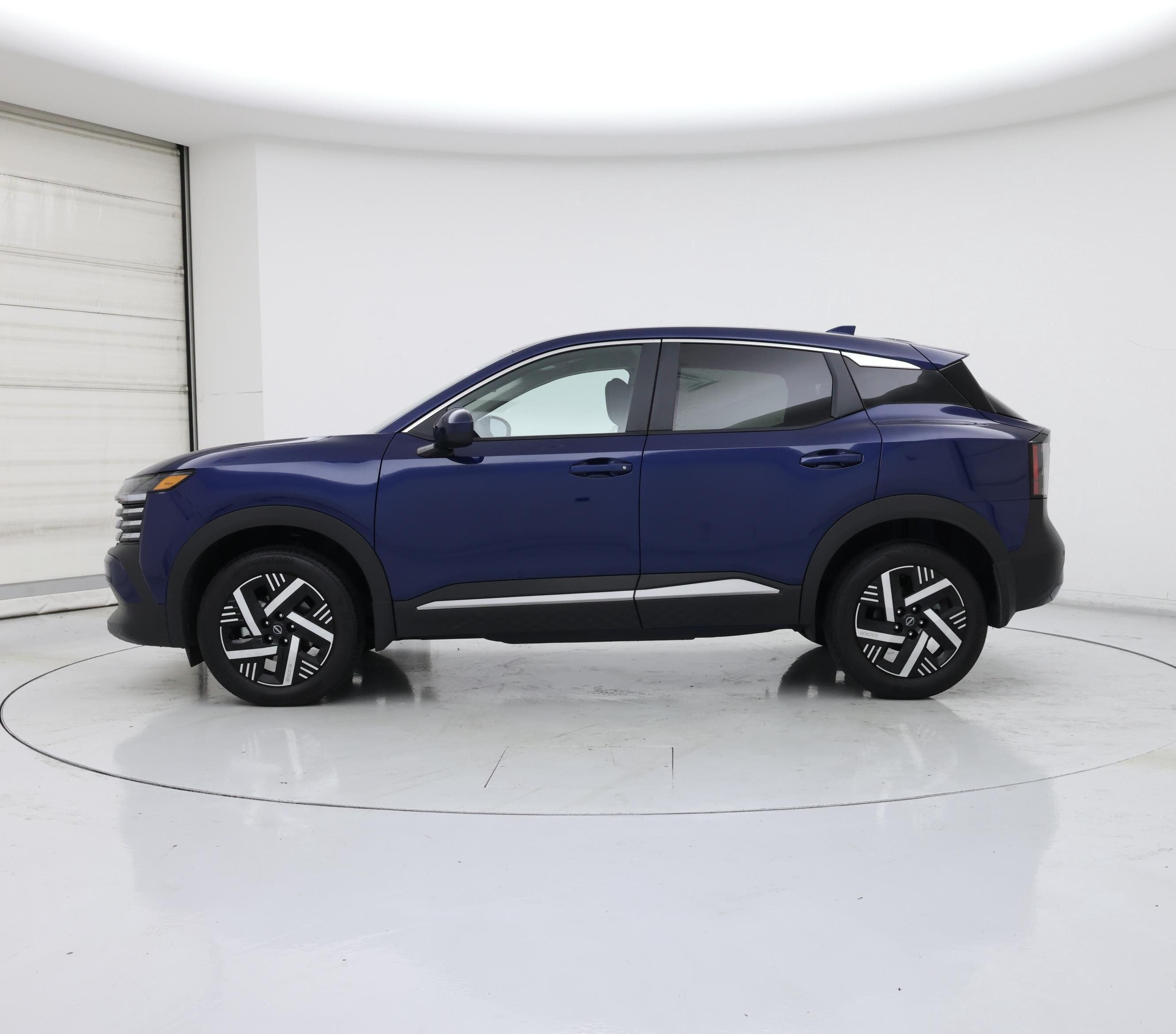 Thumbnail: 2025 Nissan Kicks - 3