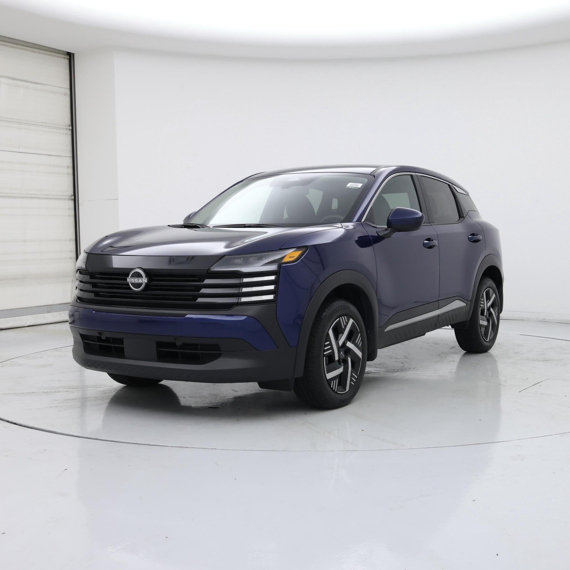 Thumbnail: 2025 Nissan Kicks - 4
