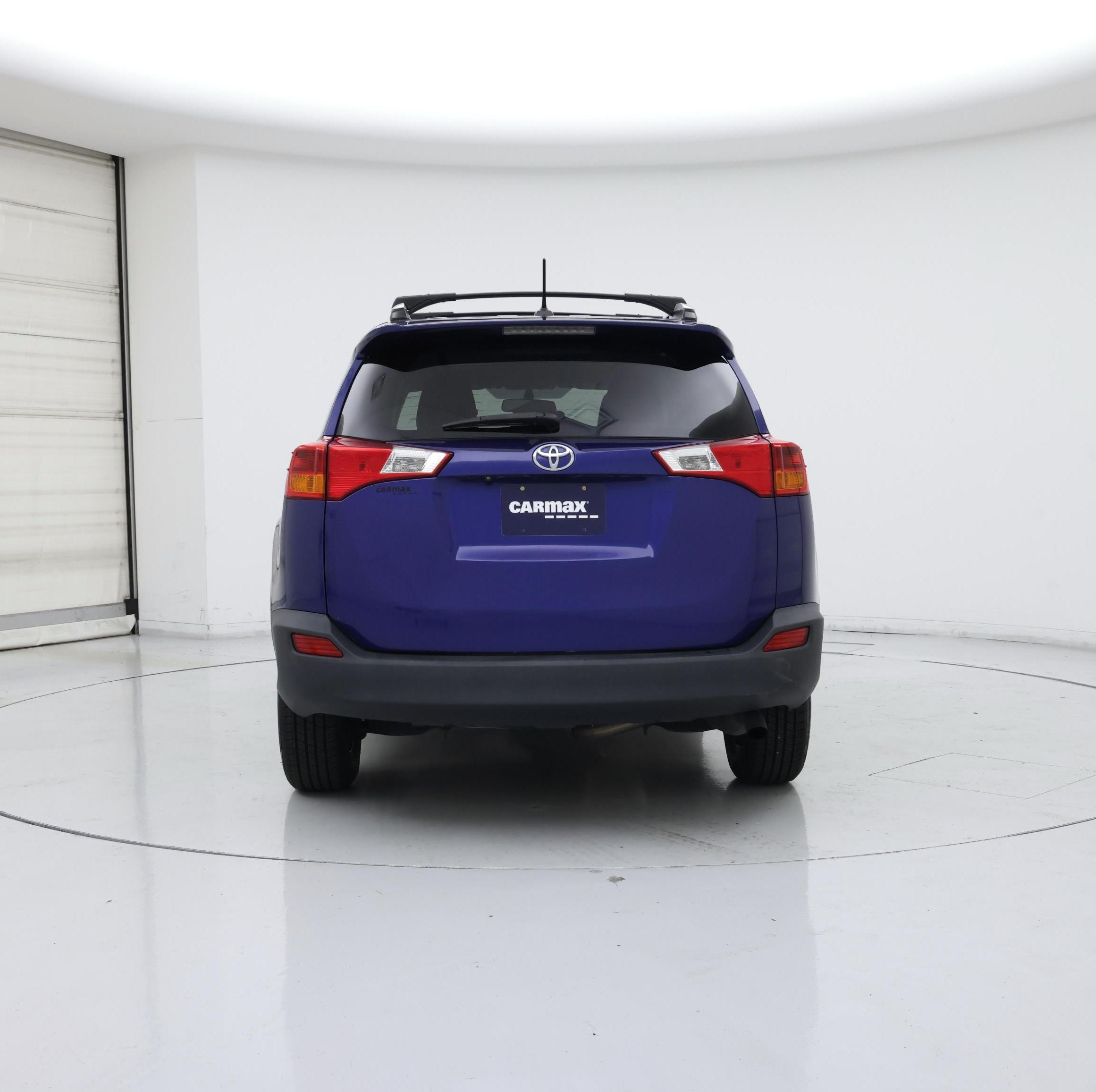 Thumbnail: 2015 Toyota RAV4 - 6
