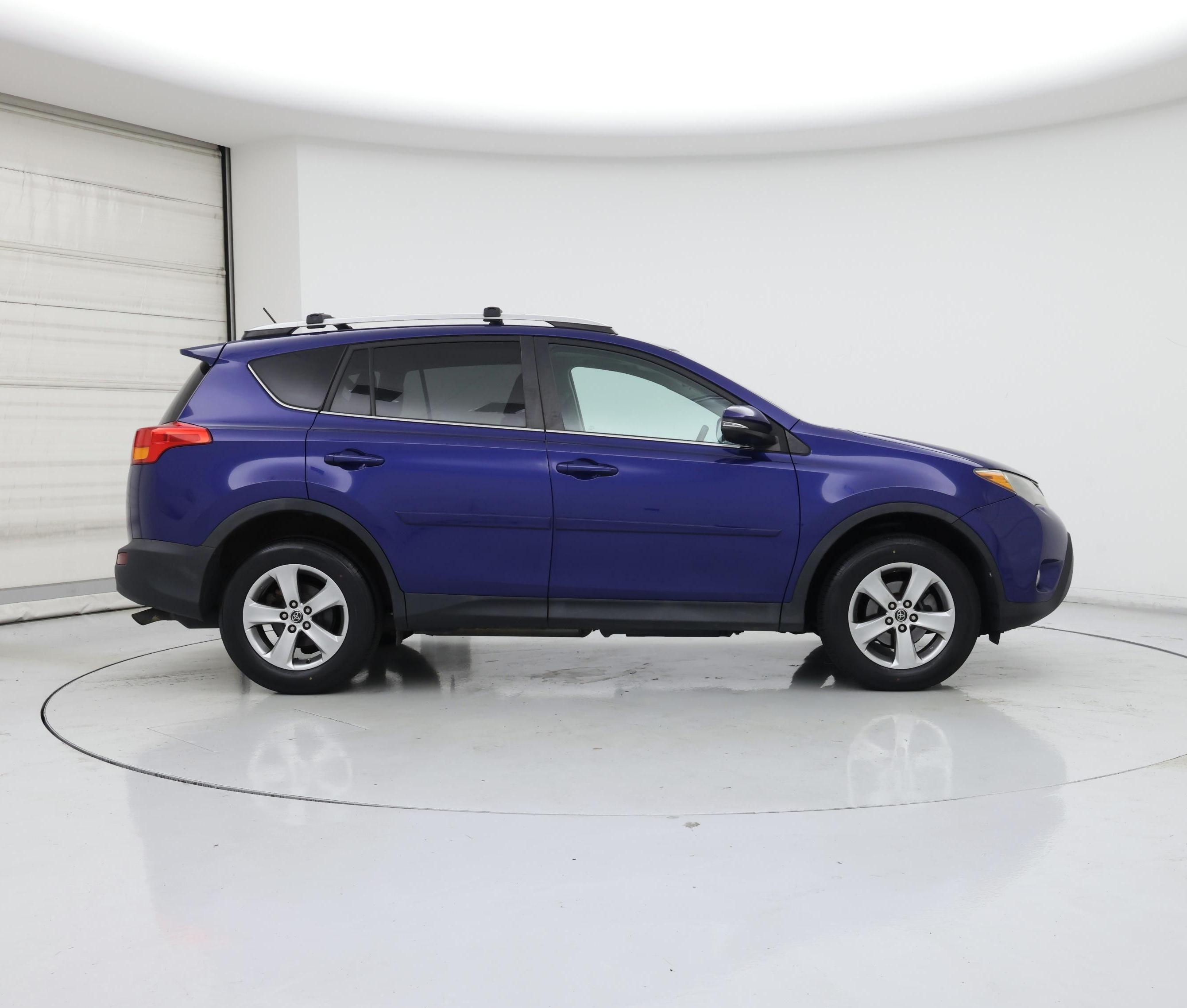 Thumbnail: 2015 Toyota RAV4 - 7