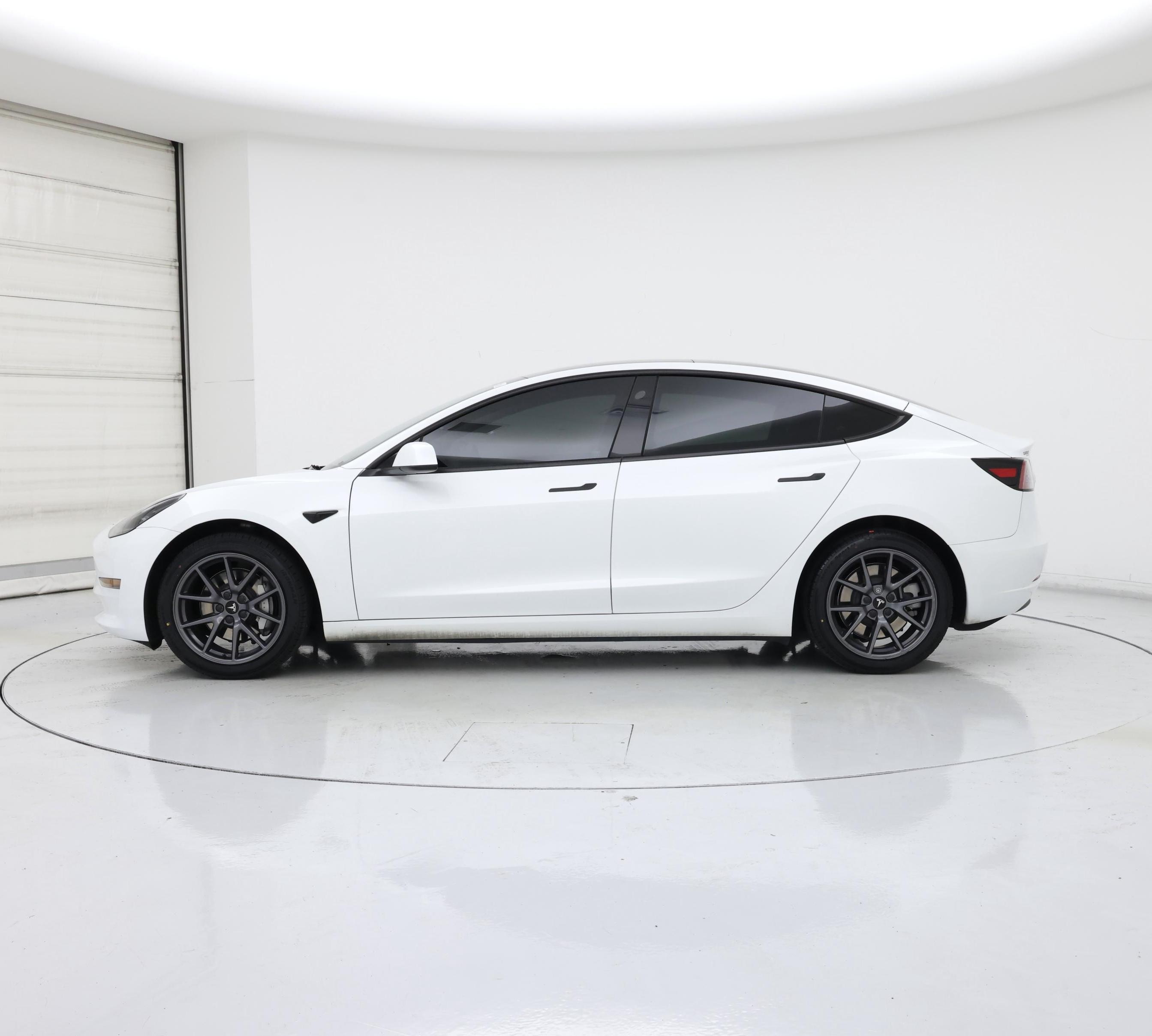 Thumbnail: 2023 Tesla Model 3 - 3