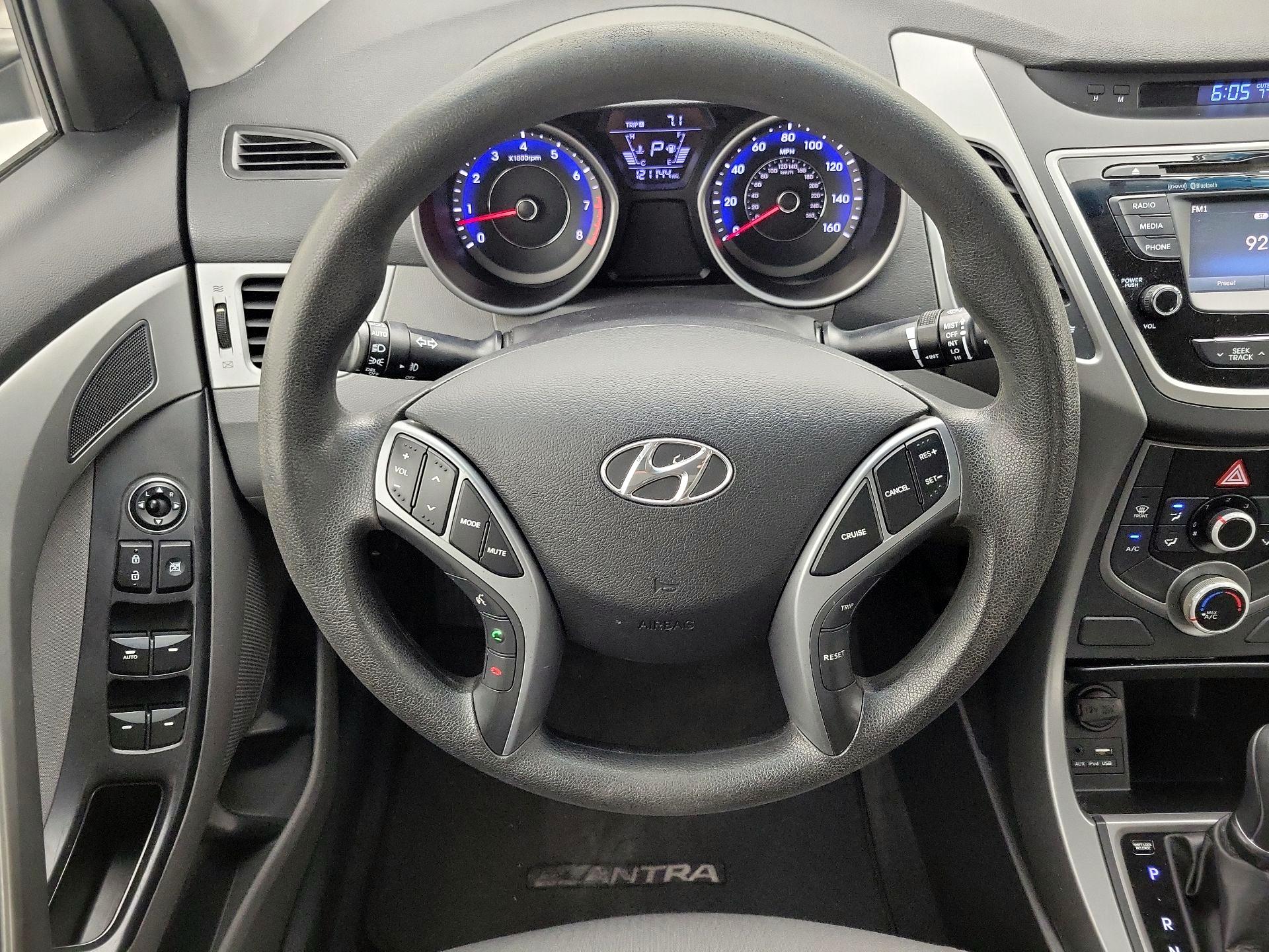Thumbnail: 2016 Hyundai Elantra - 10
