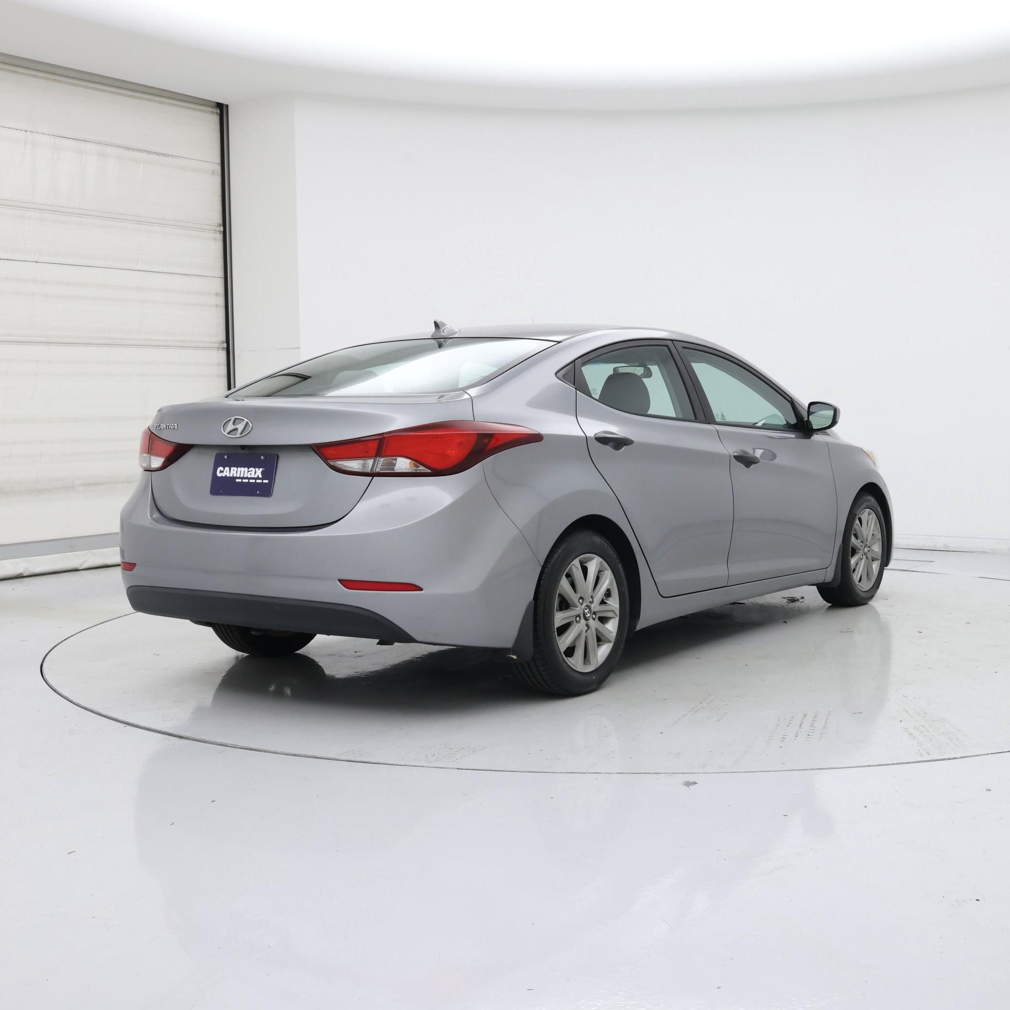Thumbnail: 2016 Hyundai Elantra - 8
