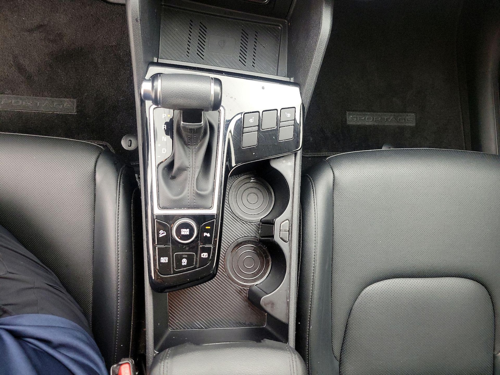 2023 Kia Sportage EX - Photo 19