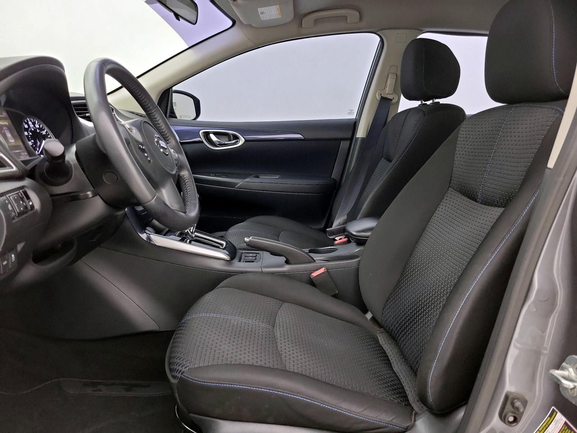 Thumbnail: 2017 Nissan Sentra - 11