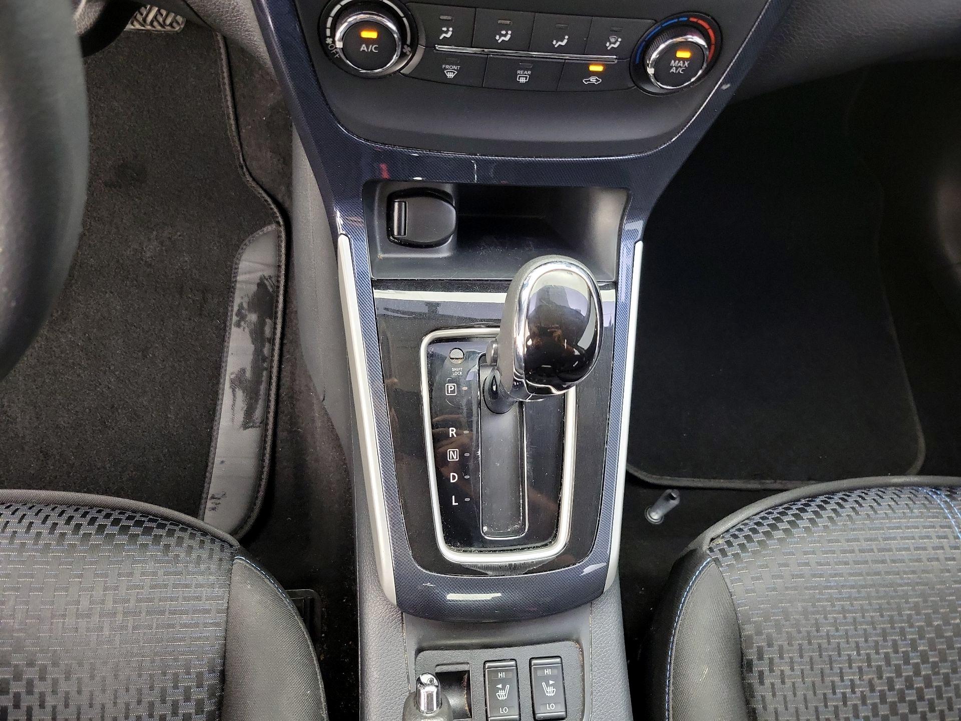 Thumbnail: 2017 Nissan Sentra - 17