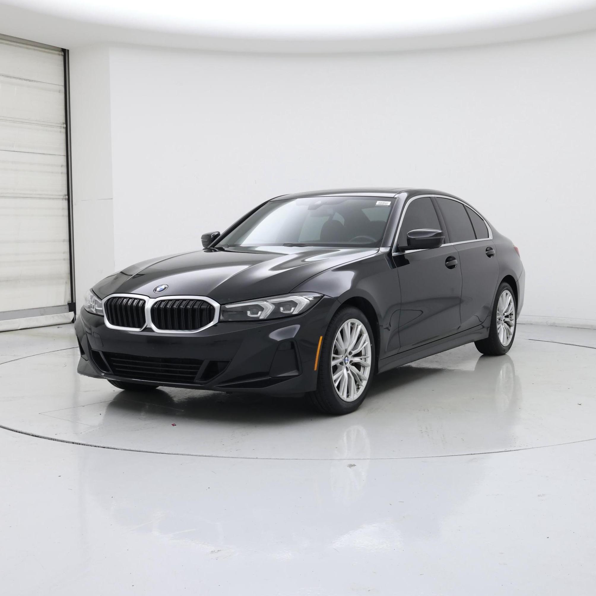 Thumbnail: 2024 BMW 3 Series - 4