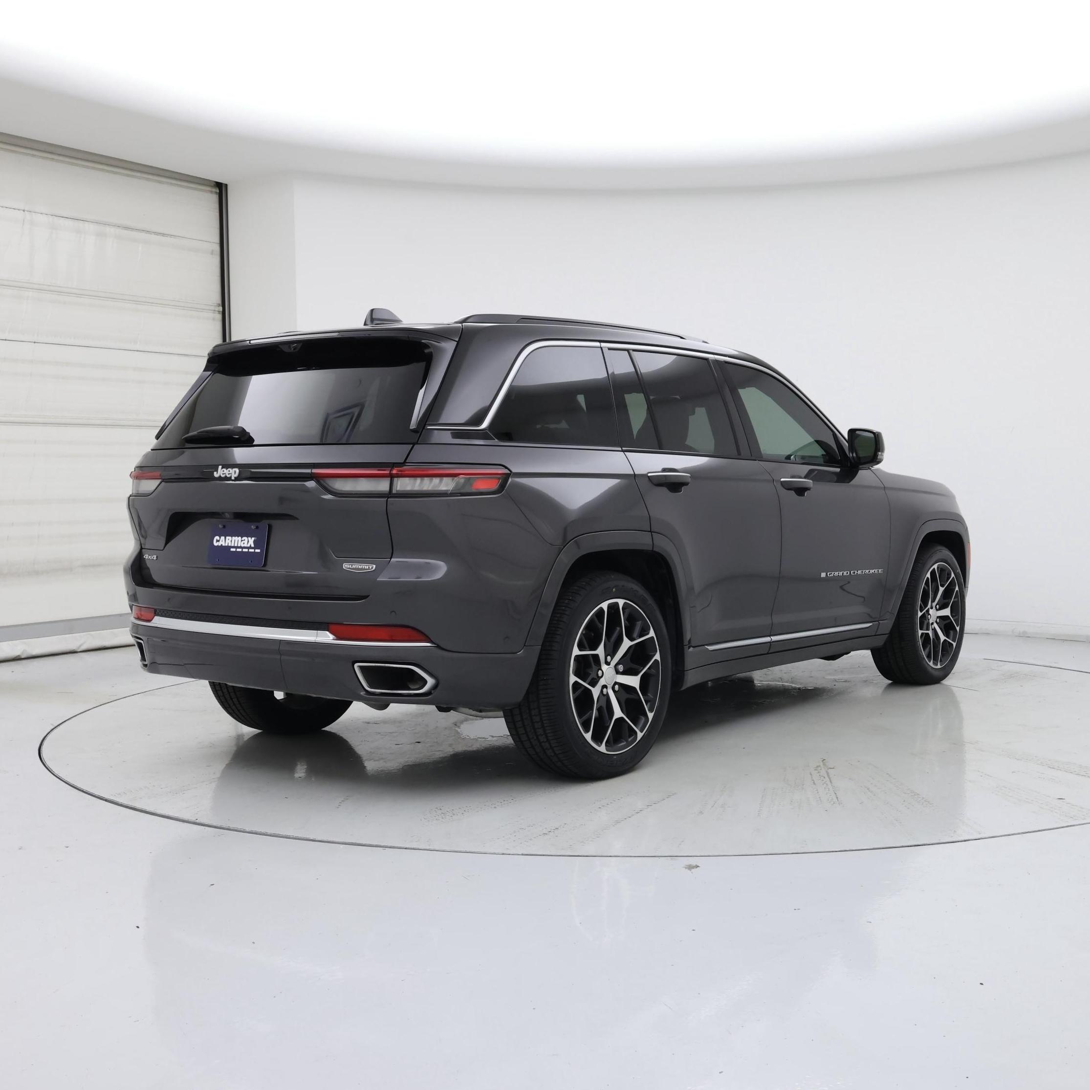 Thumbnail: 2024 Jeep Grand Cherokee - 8
