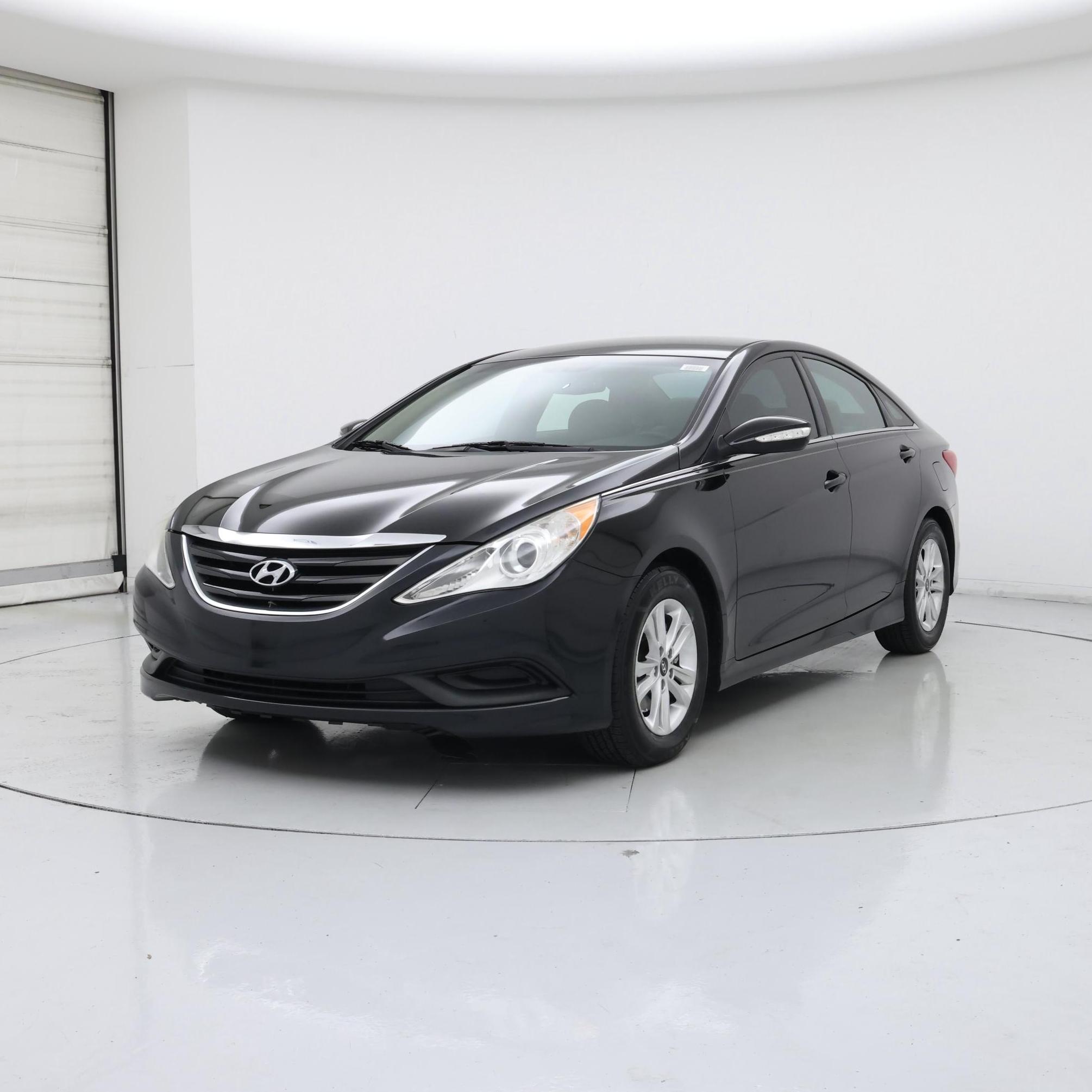 Thumbnail: 2014 Hyundai Sonata - 4