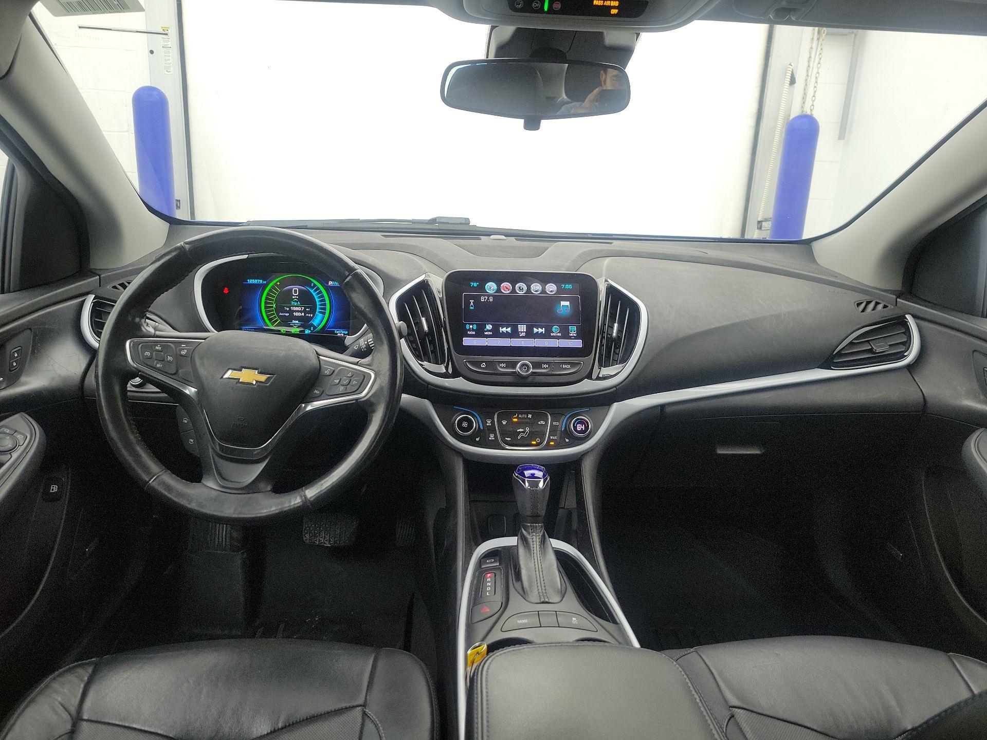 Thumbnail: 2017 Chevrolet Volt - 9