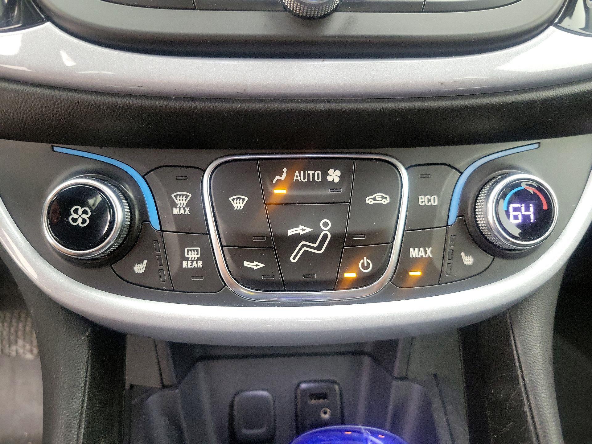Thumbnail: 2017 Chevrolet Volt - 16