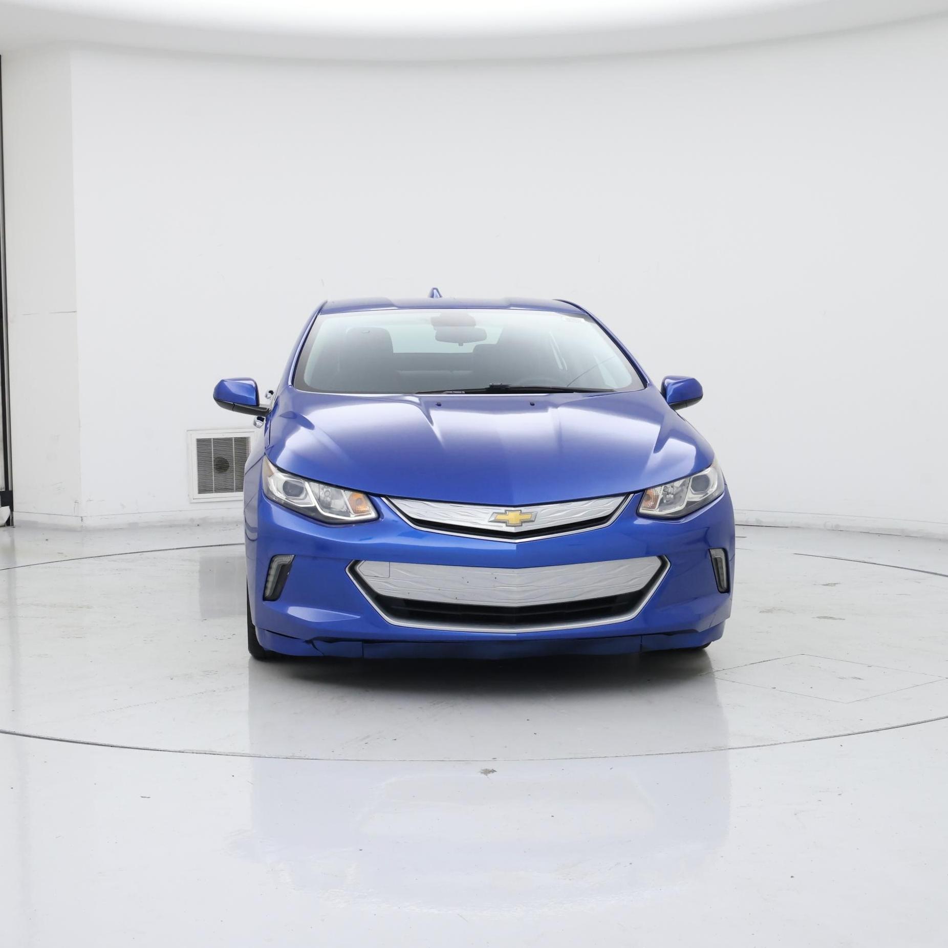 Thumbnail: 2017 Chevrolet Volt - 5