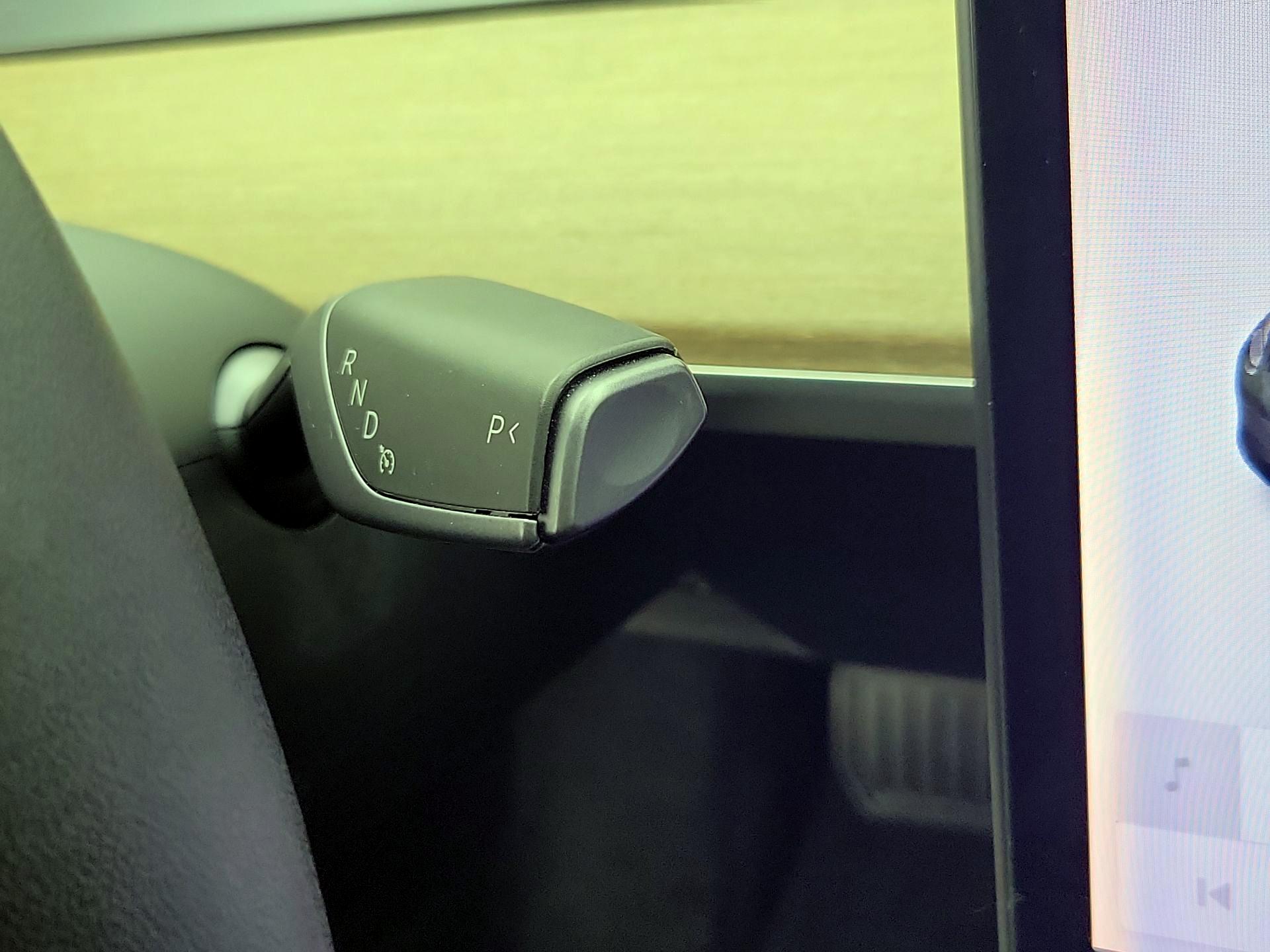 Thumbnail: 2020 Tesla Model 3 - 17