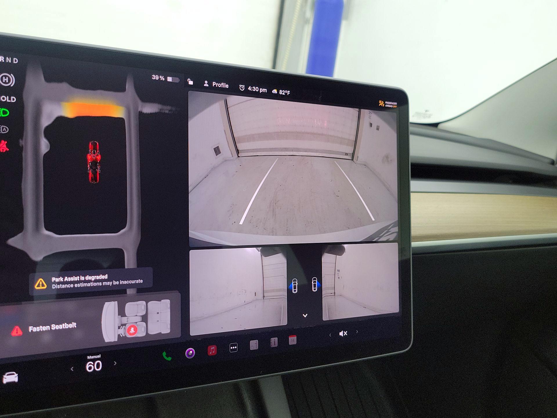 Thumbnail: 2023 Tesla Model 3 - 14
