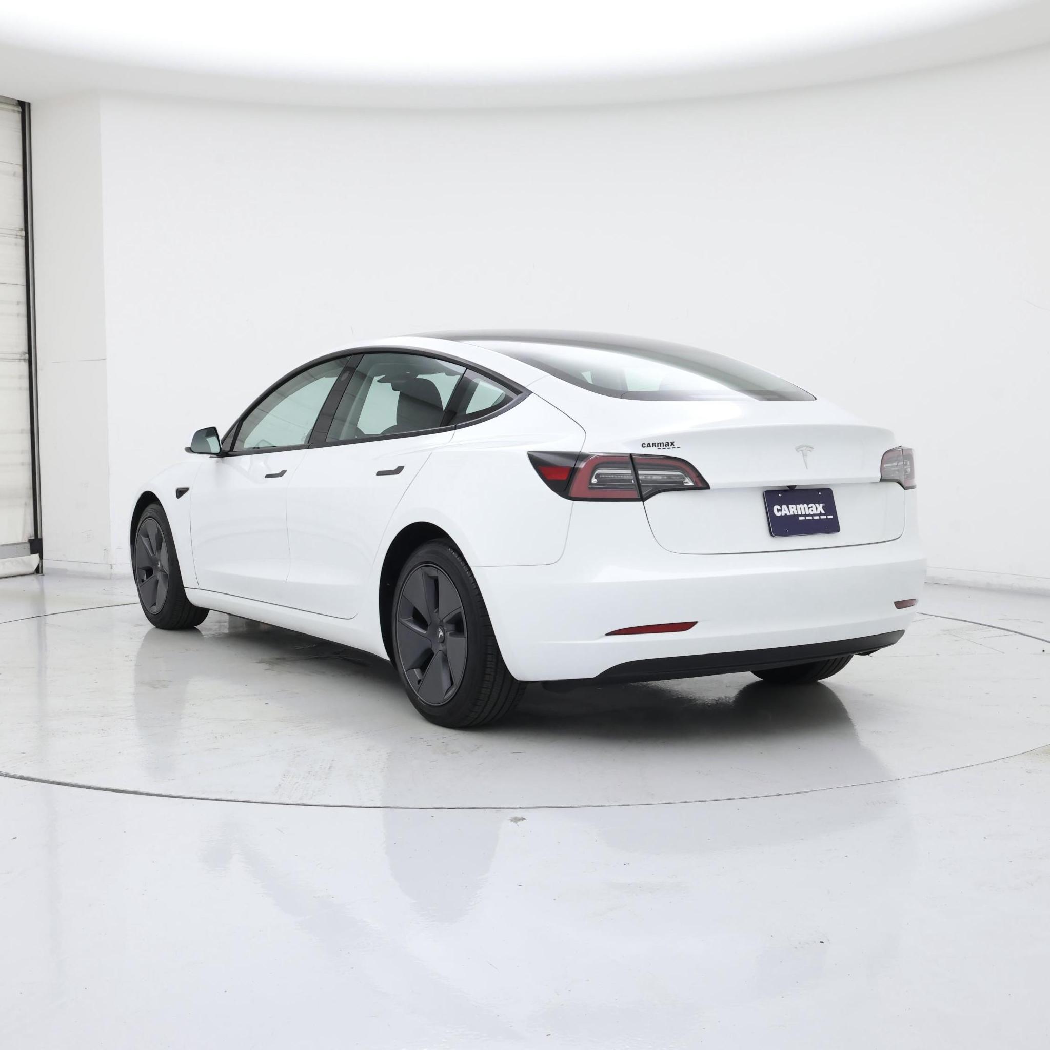 Thumbnail: 2023 Tesla Model 3 - 2