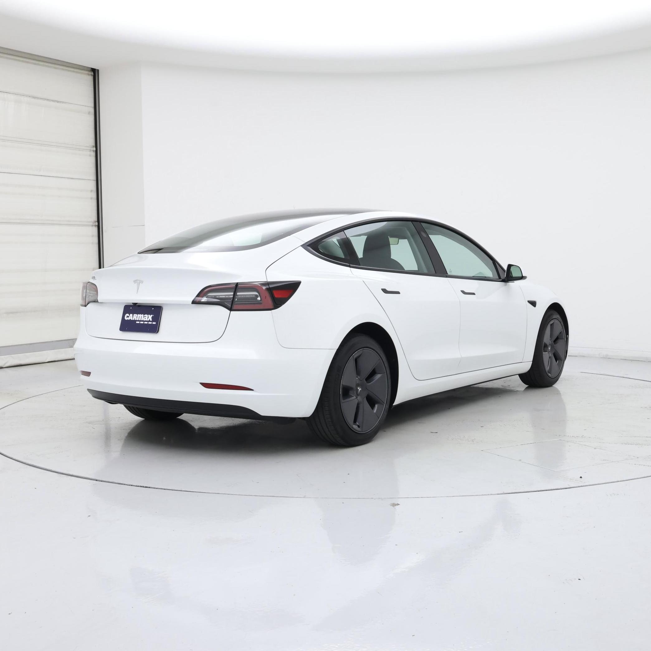Thumbnail: 2023 Tesla Model 3 - 8
