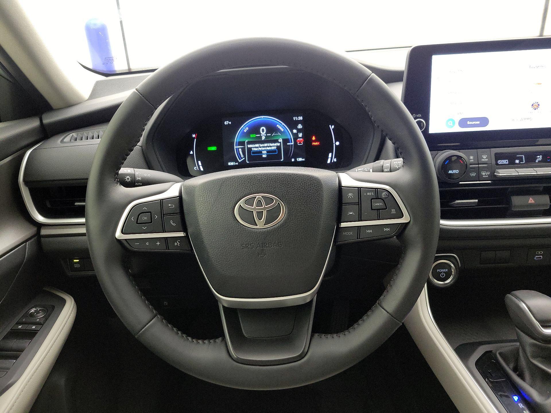 Thumbnail: 2026 Toyota Highlander - 10