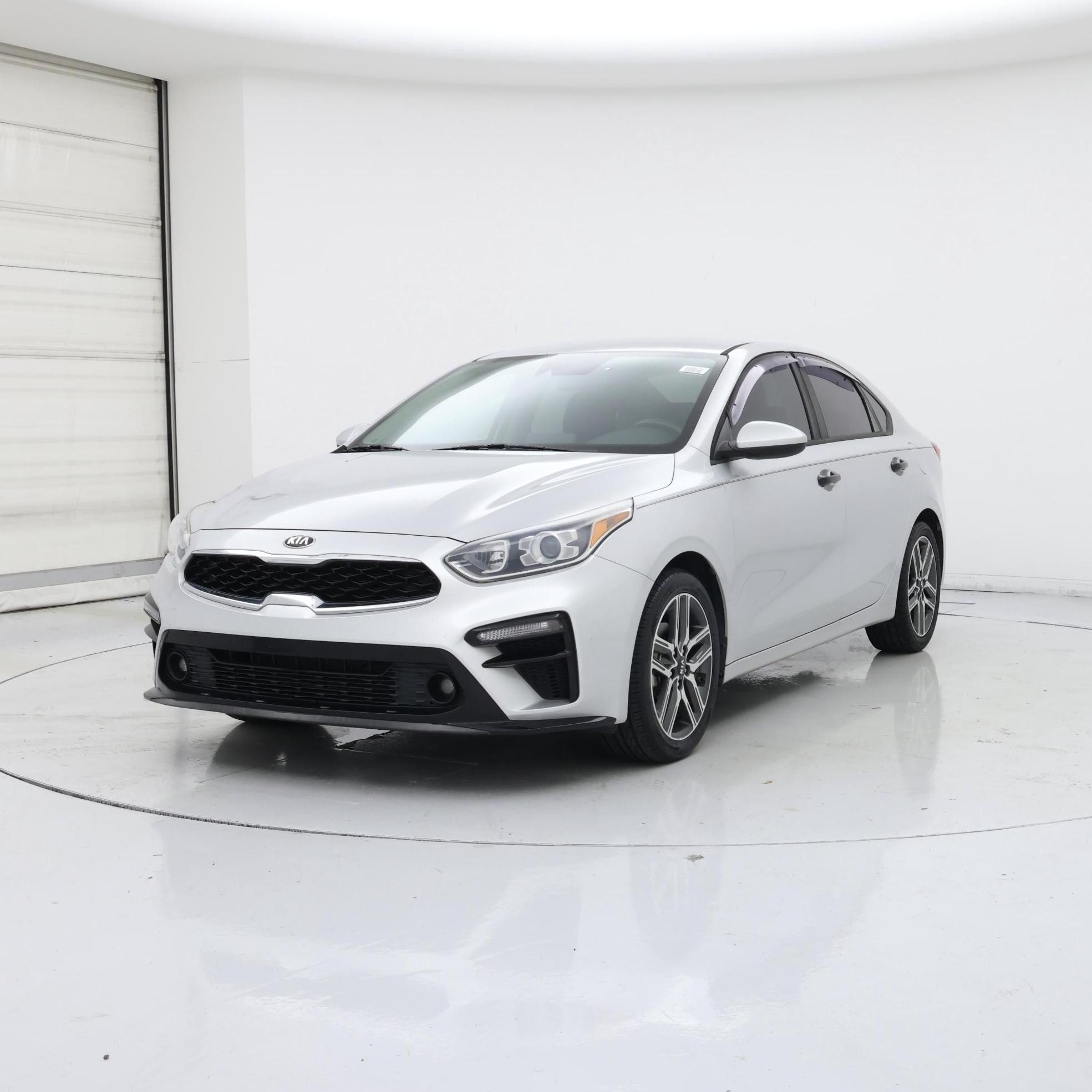 Thumbnail: 2019 Kia Forte - 4
