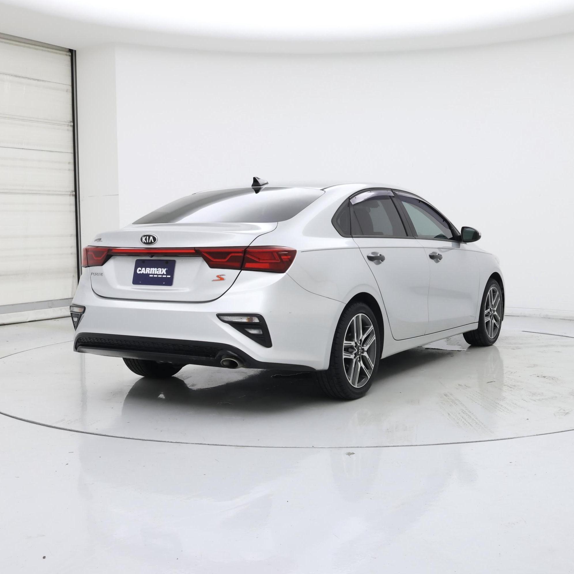 Thumbnail: 2019 Kia Forte - 8