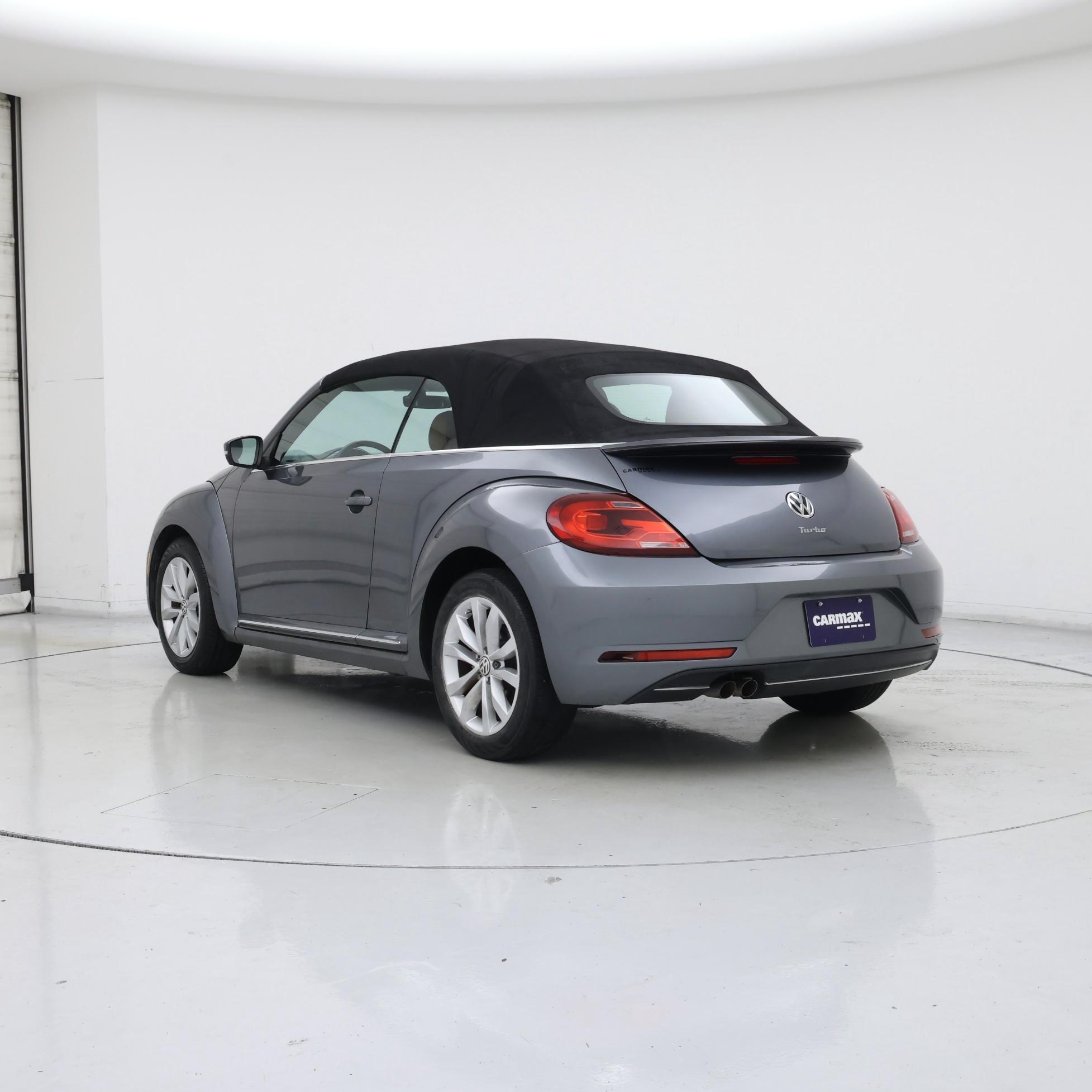 Thumbnail: 2017 Volkswagen Beetle - 2