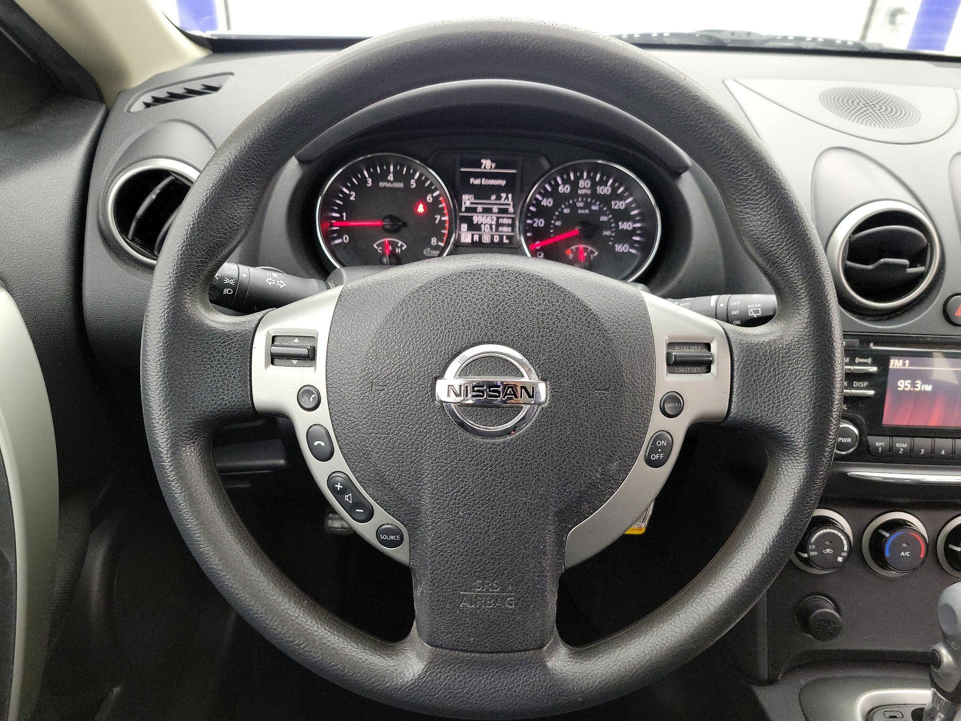 Thumbnail: 2015 Nissan Rogue - 10