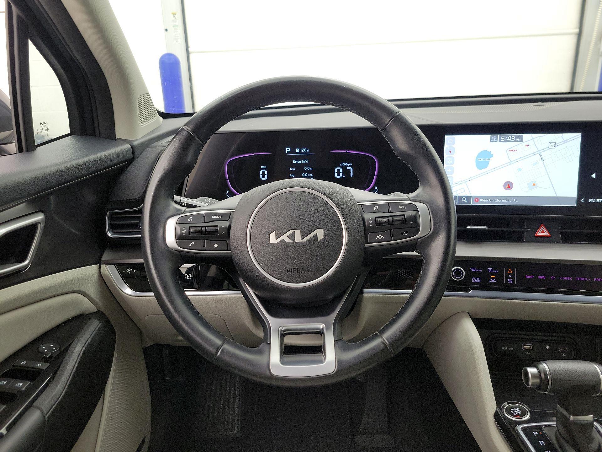Thumbnail: 2023 Kia Sportage - 10