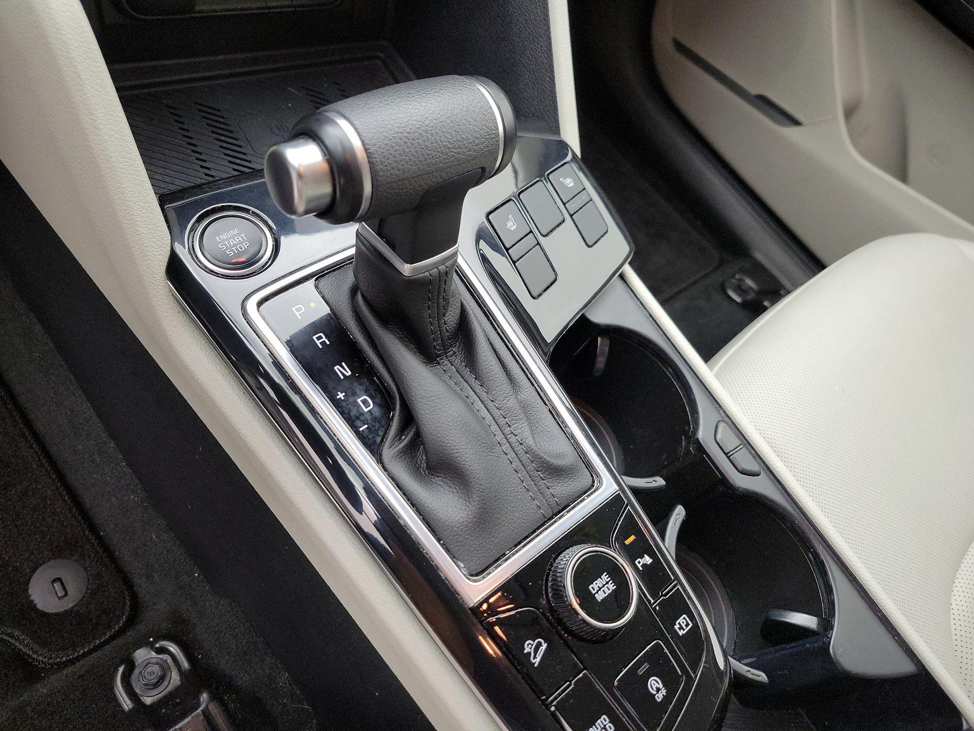 Thumbnail: 2023 Kia Sportage - 18