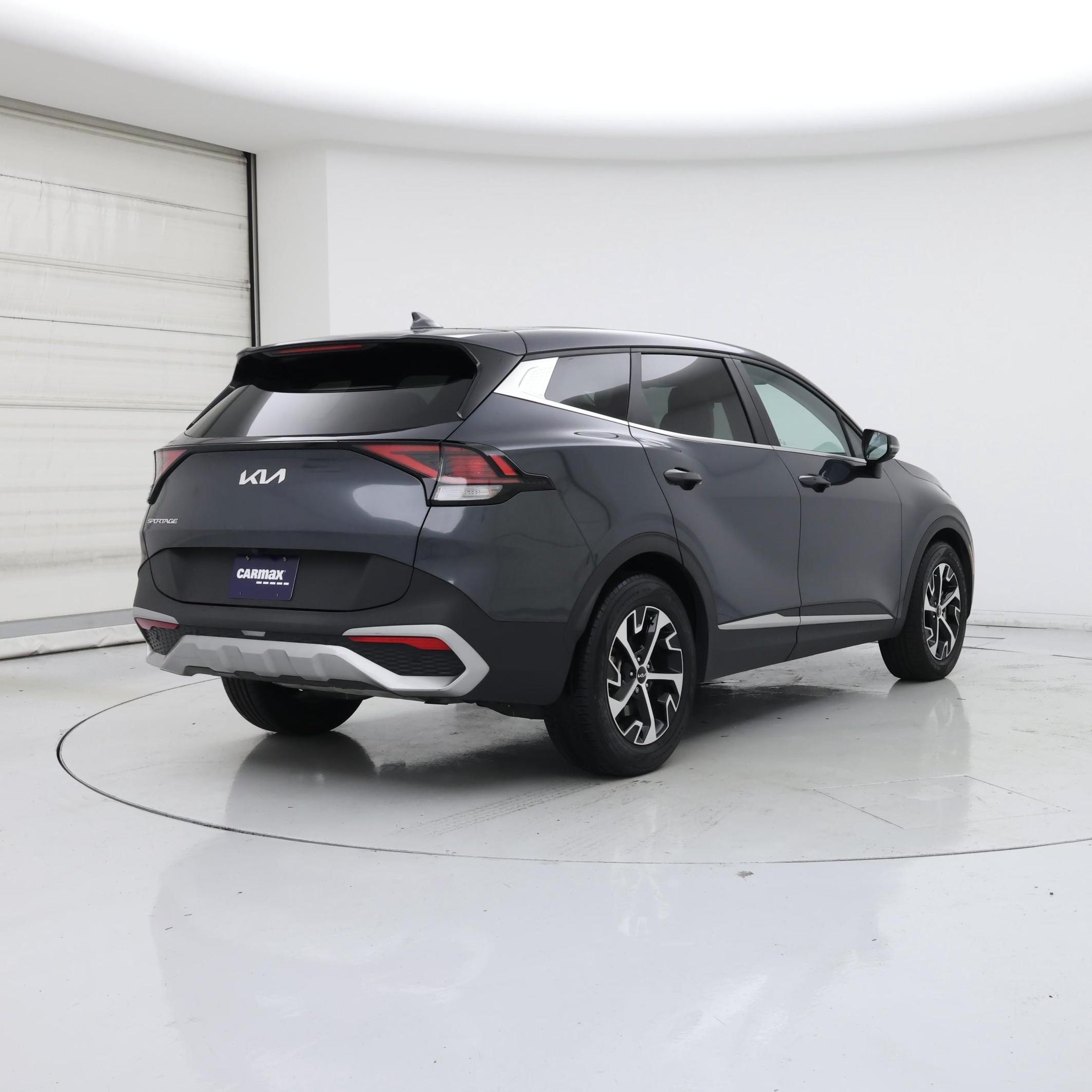 Thumbnail: 2023 Kia Sportage - 8