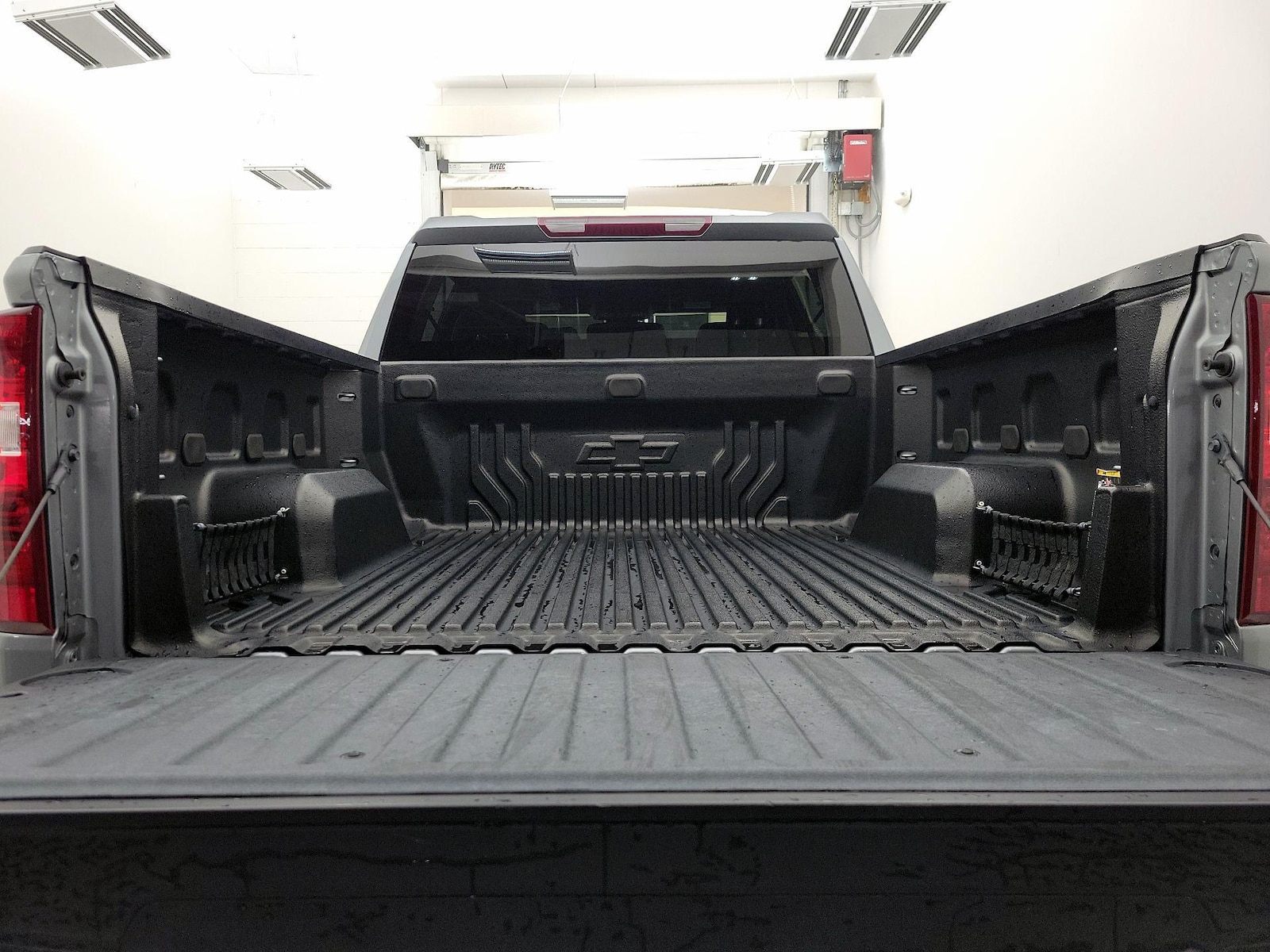 2024 Chevrolet Silverado 1500 Custom - Photo 21