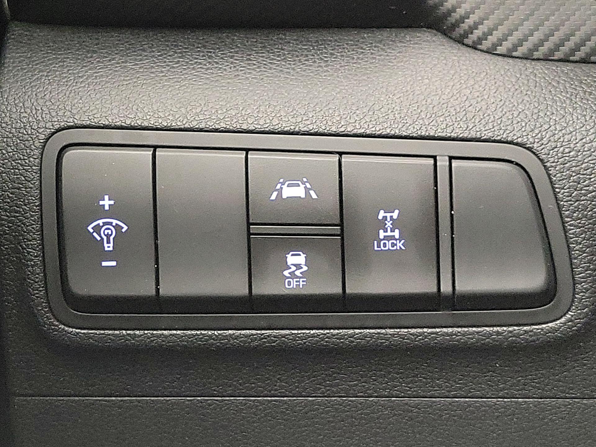 Thumbnail: 2019 Hyundai Tucson - 13