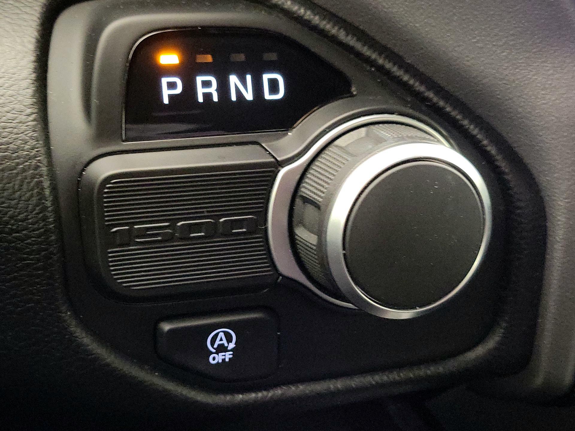 Thumbnail: 2025 RAM 1500 - 18