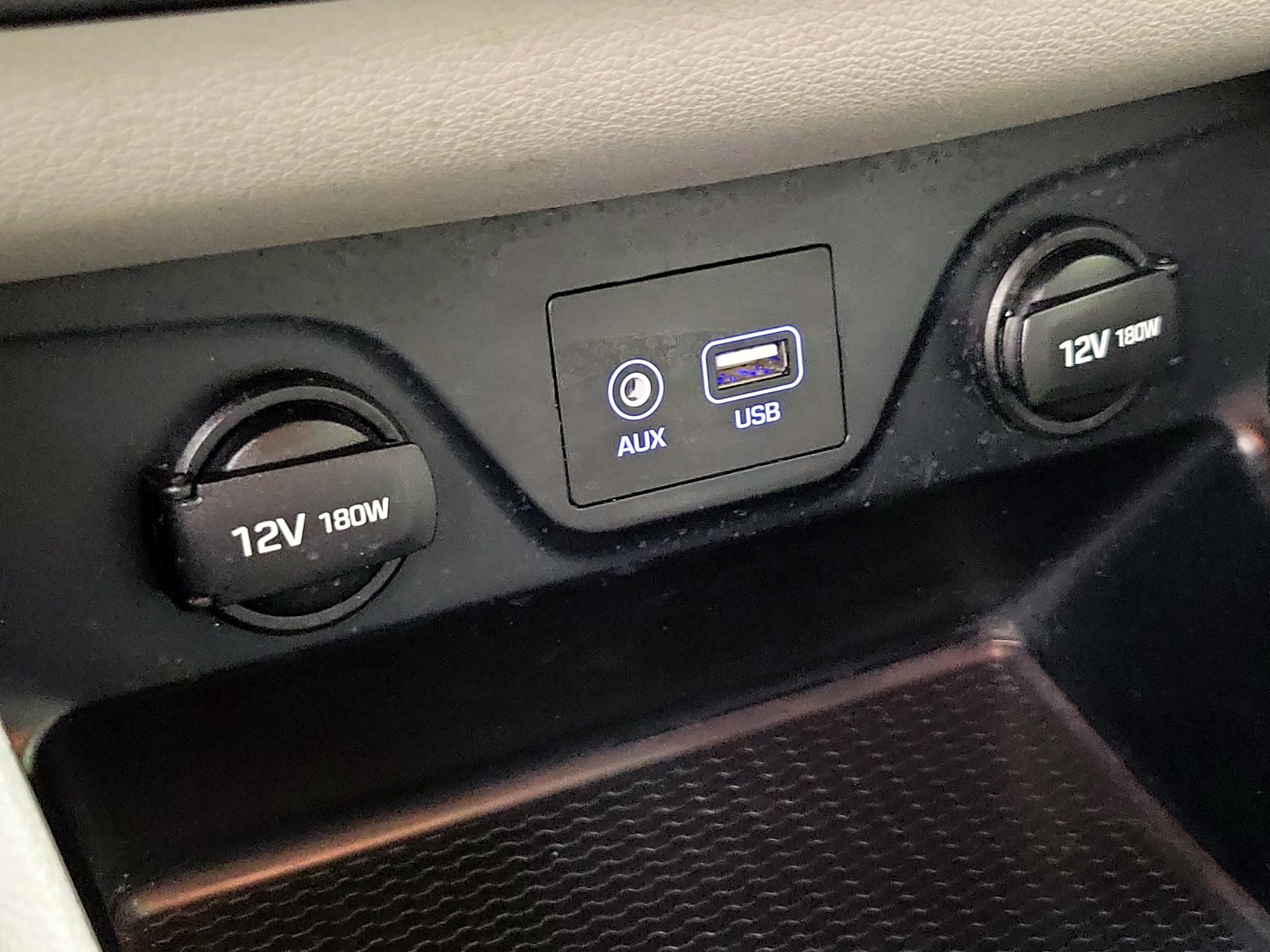 Thumbnail: 2020 Hyundai Tucson - 18