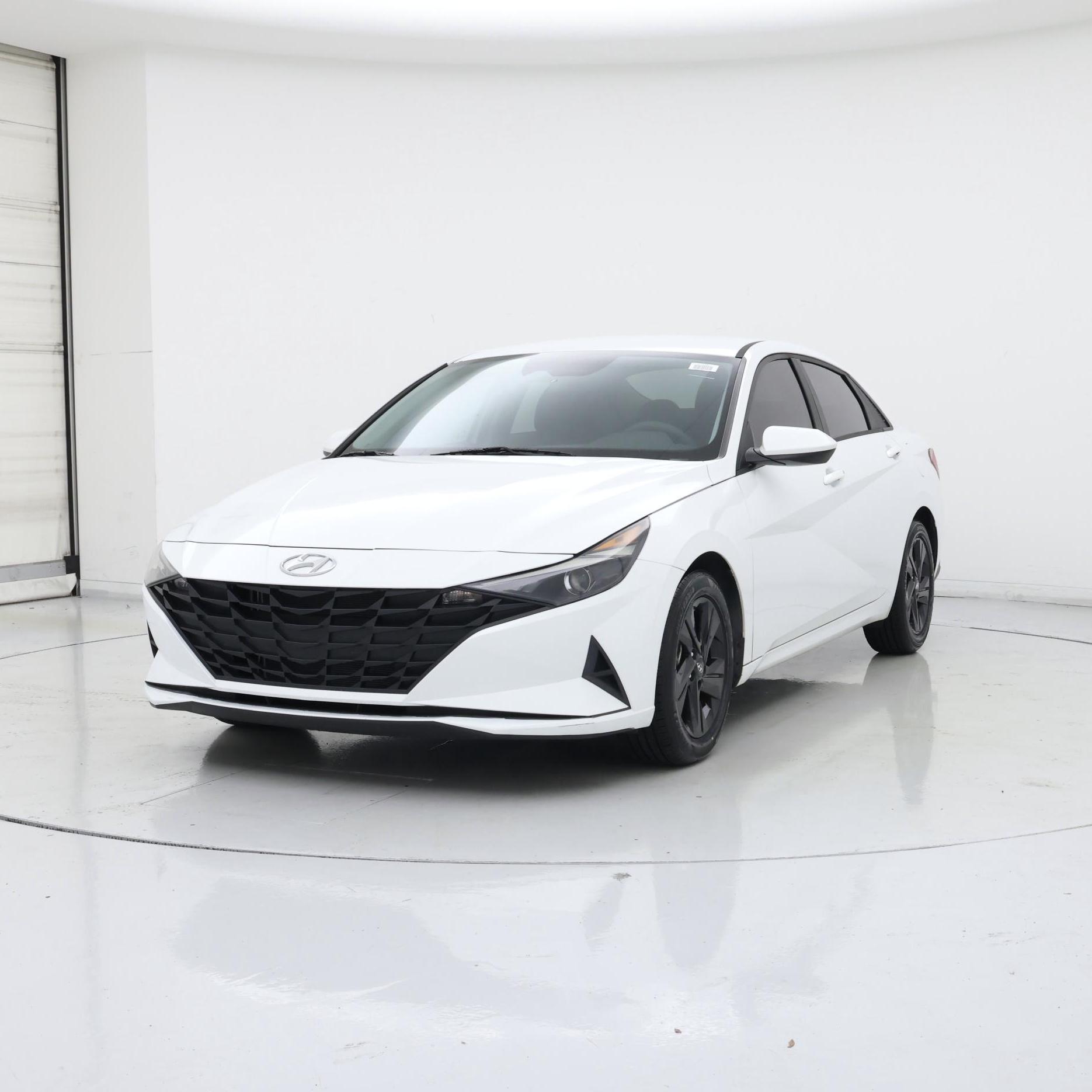 Thumbnail: 2021 Hyundai Elantra - 4
