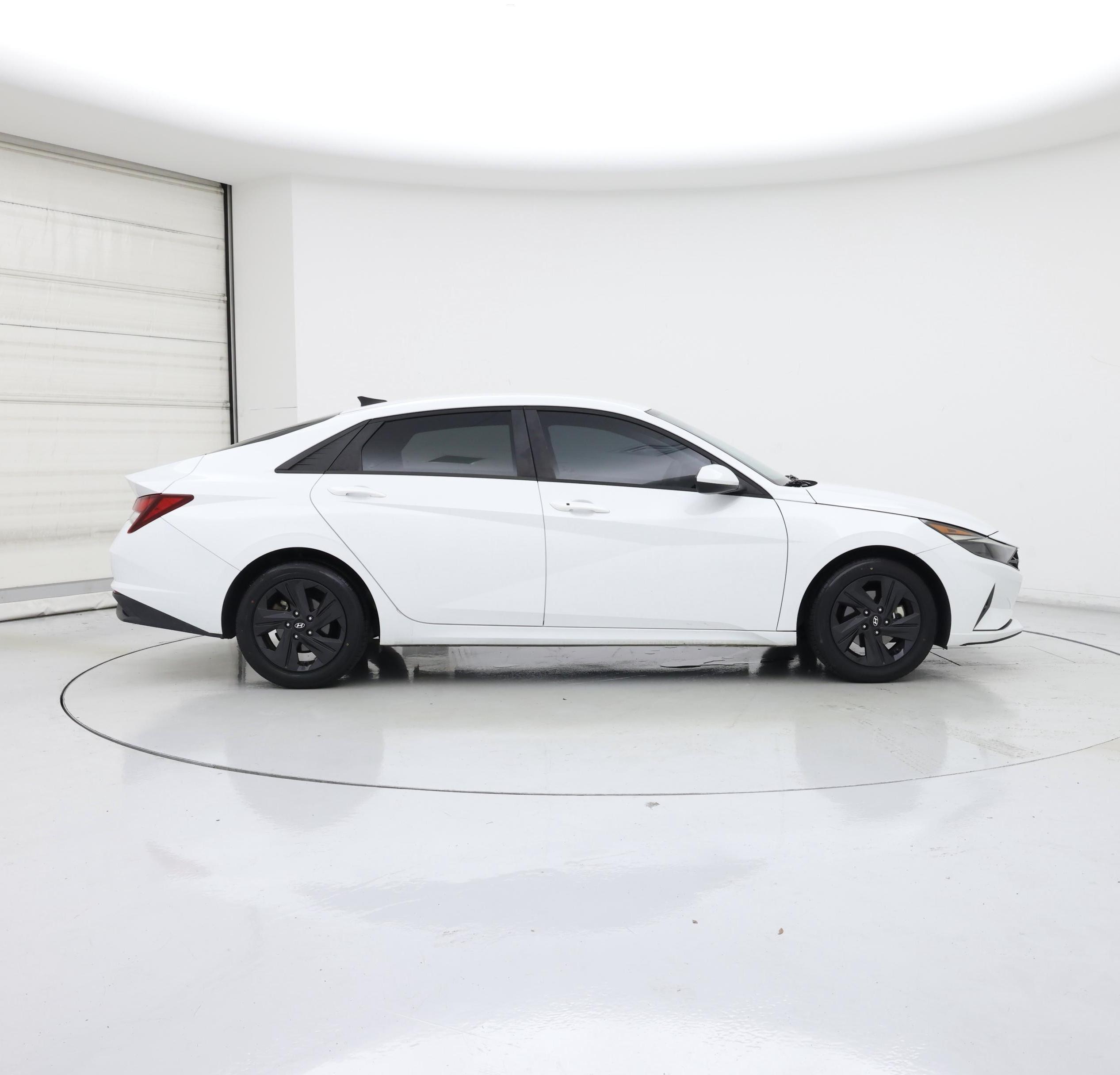 Thumbnail: 2021 Hyundai Elantra - 7
