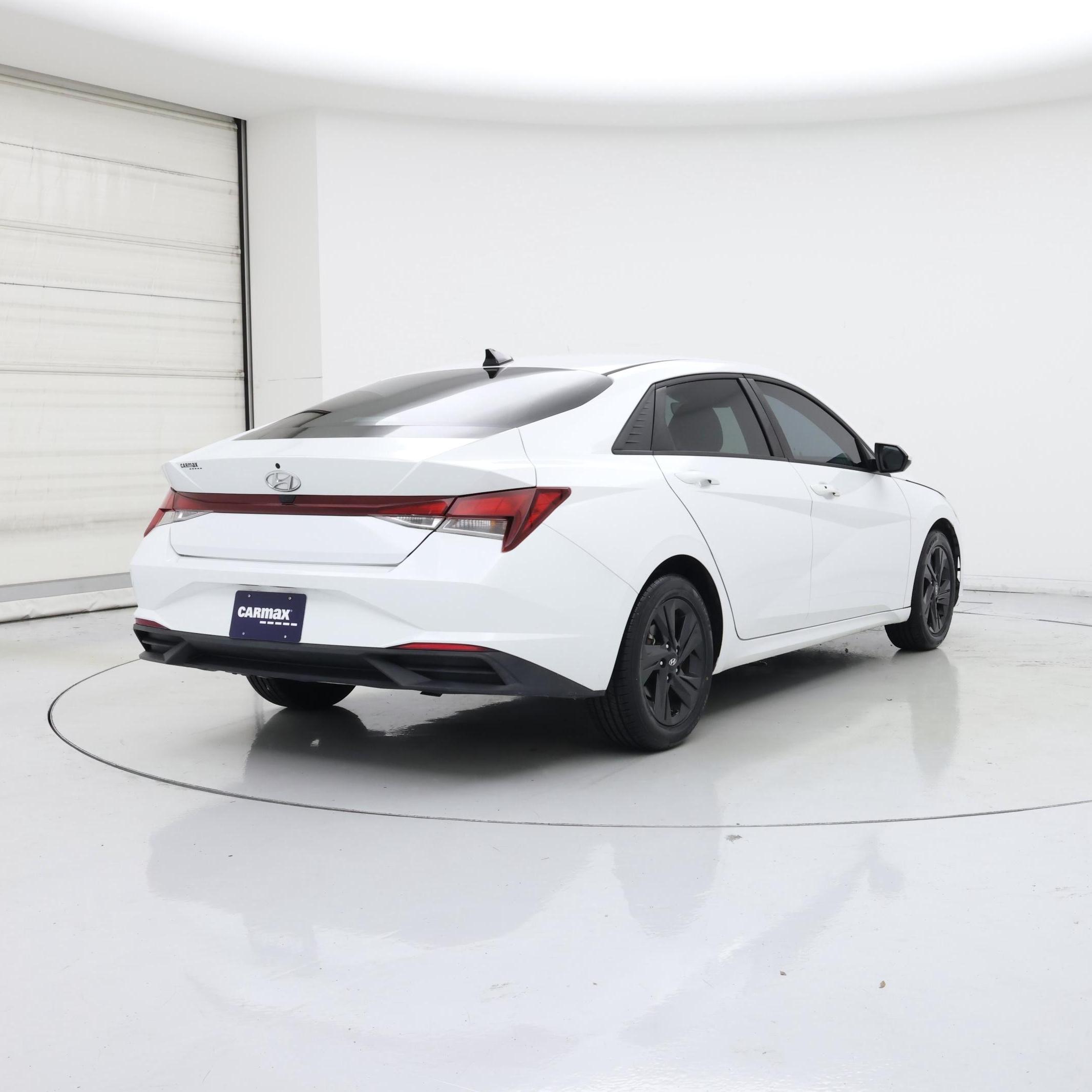 Thumbnail: 2021 Hyundai Elantra - 8