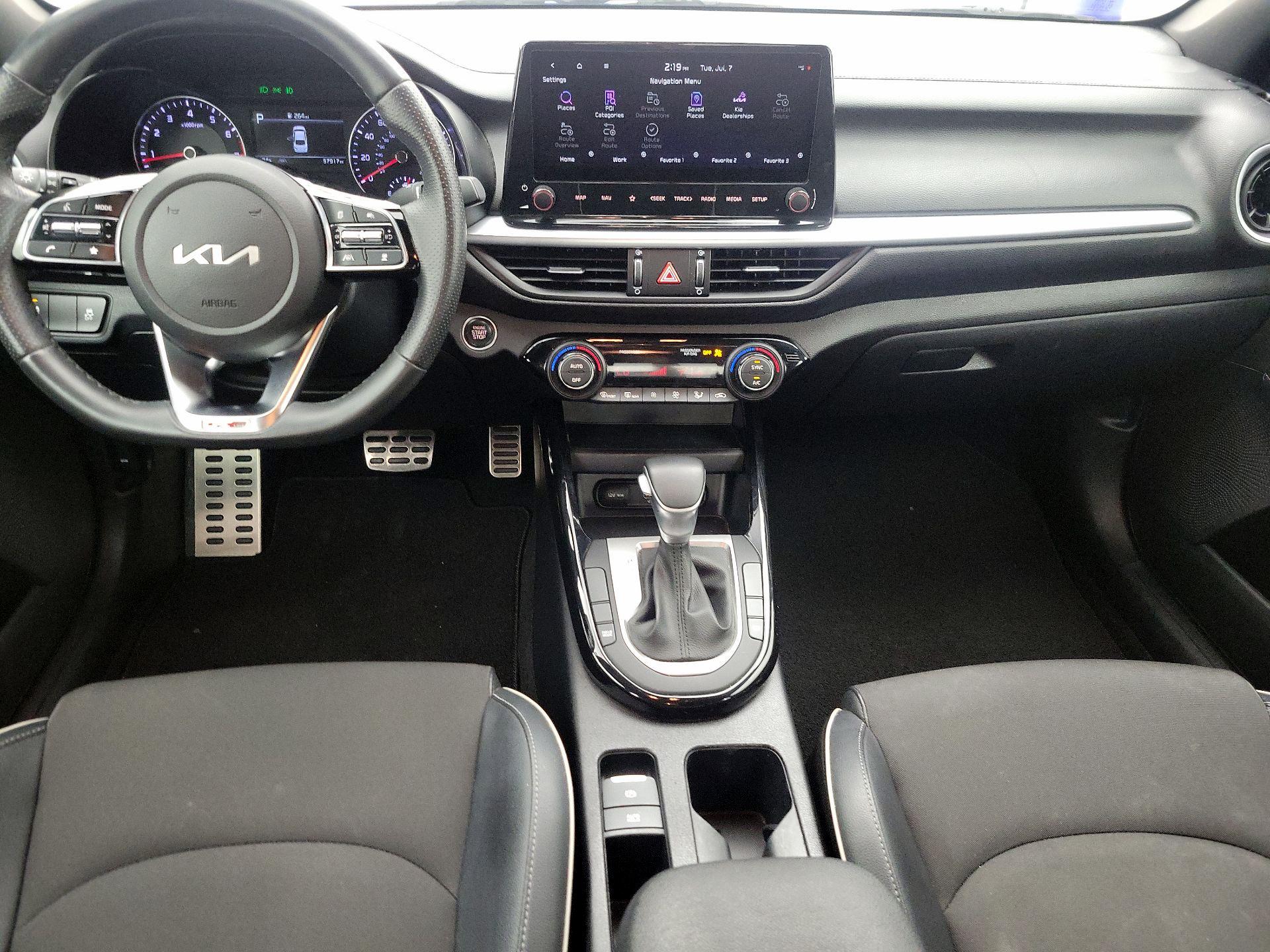 Thumbnail: 2022 Kia Forte - 9