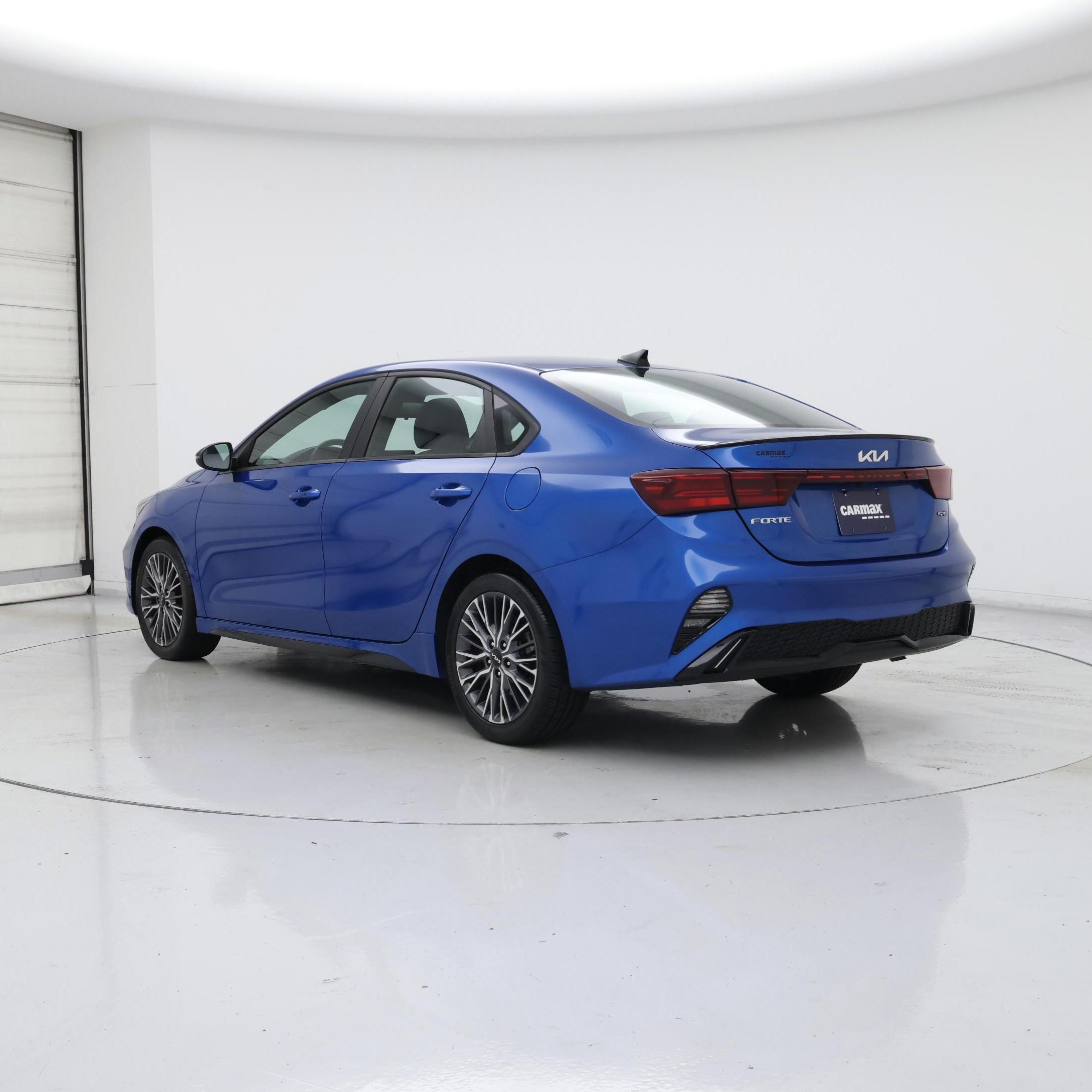 Thumbnail: 2022 Kia Forte - 2