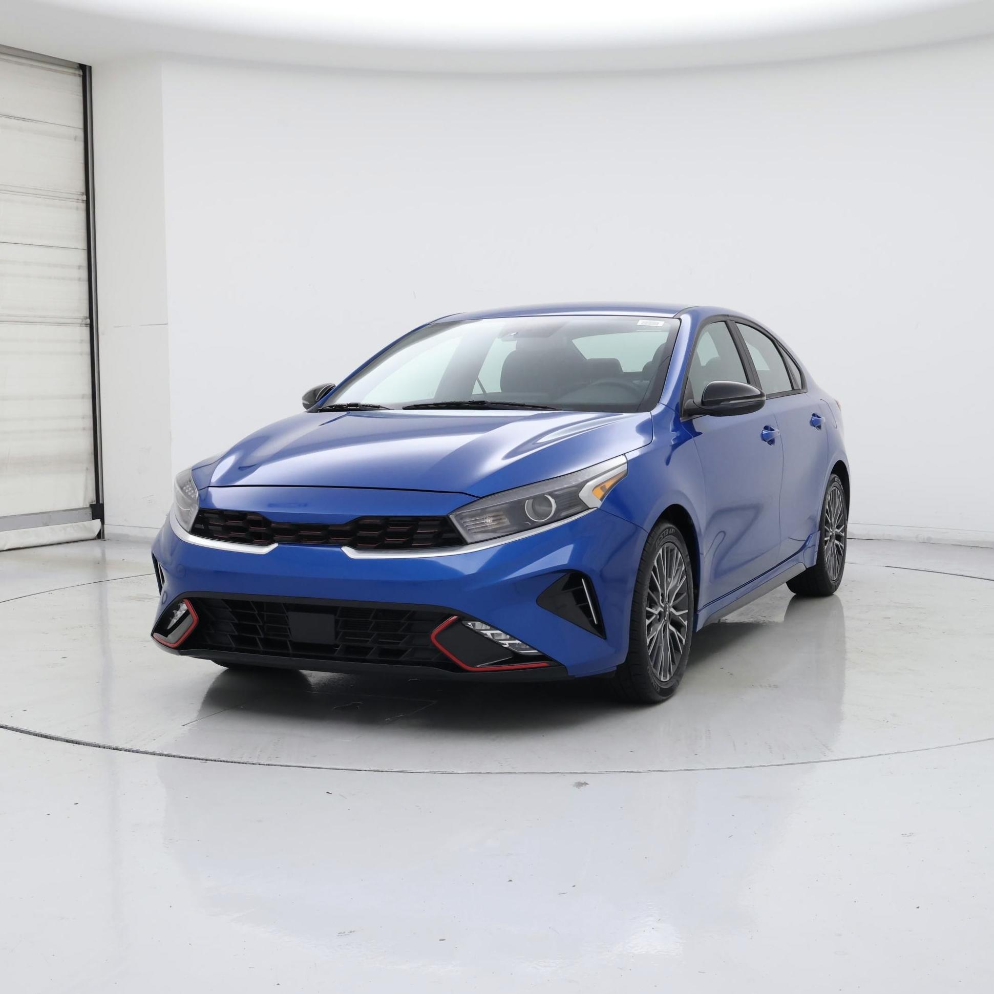 Thumbnail: 2022 Kia Forte - 4