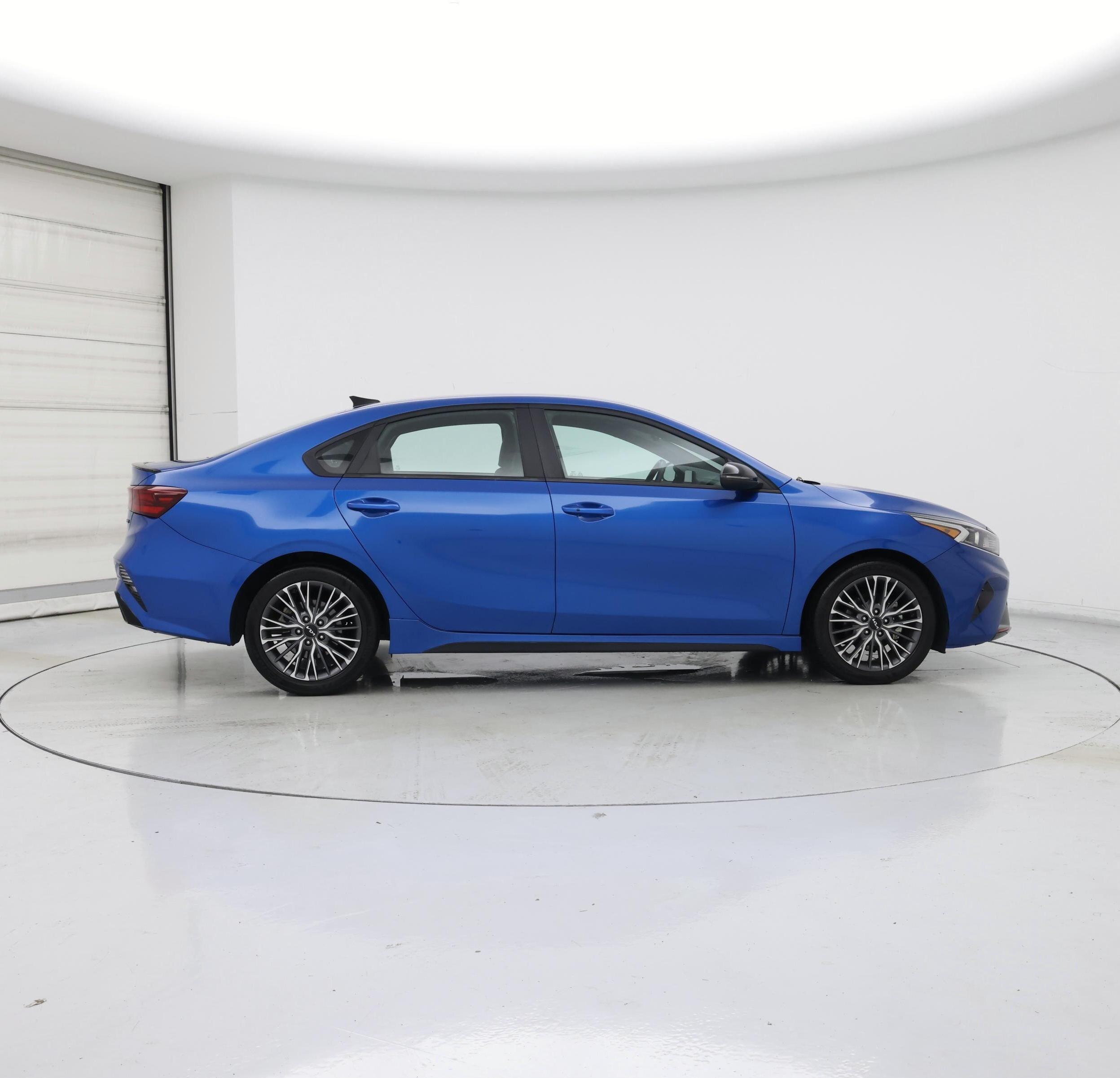 Thumbnail: 2022 Kia Forte - 7