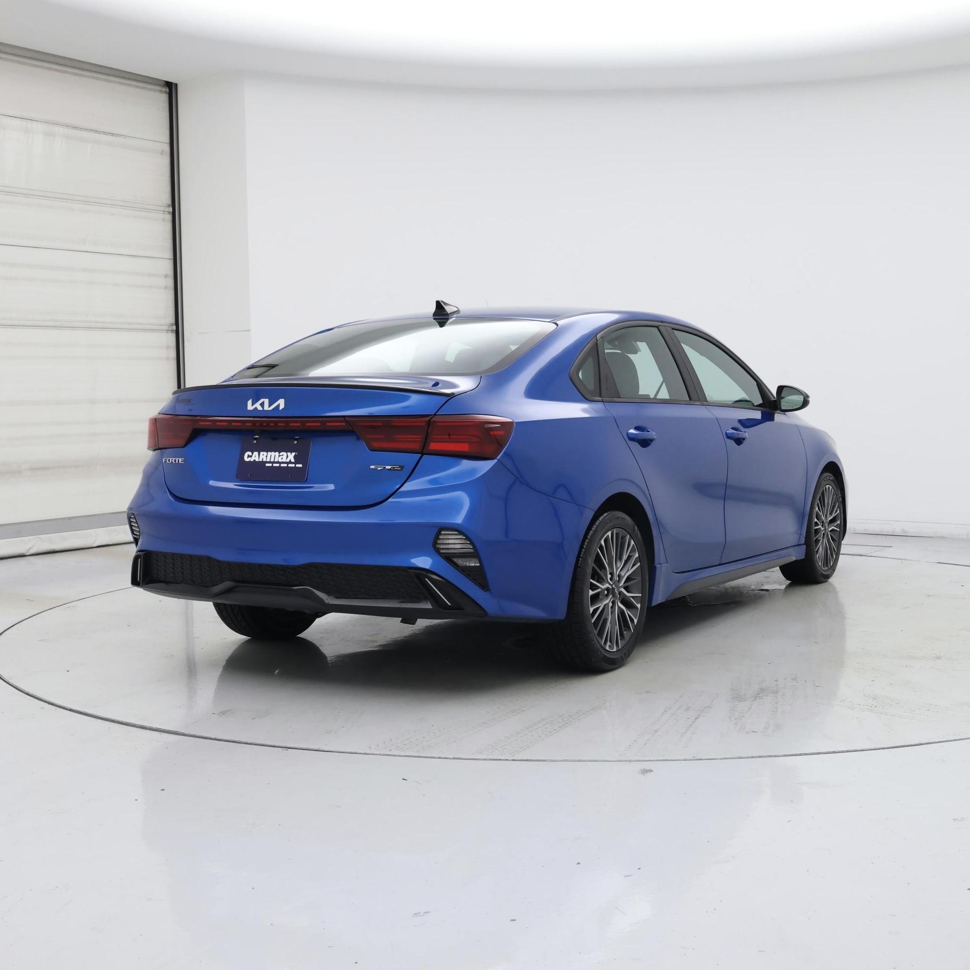 Thumbnail: 2022 Kia Forte - 8