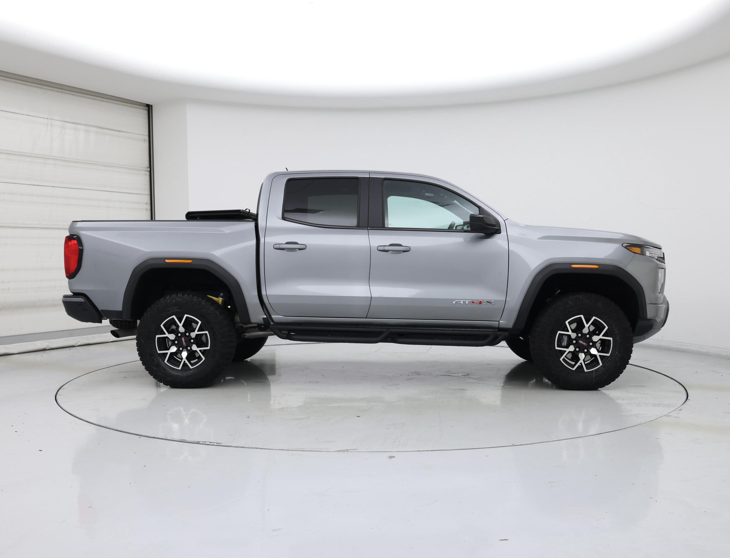 Thumbnail: 2023 GMC Canyon - 7