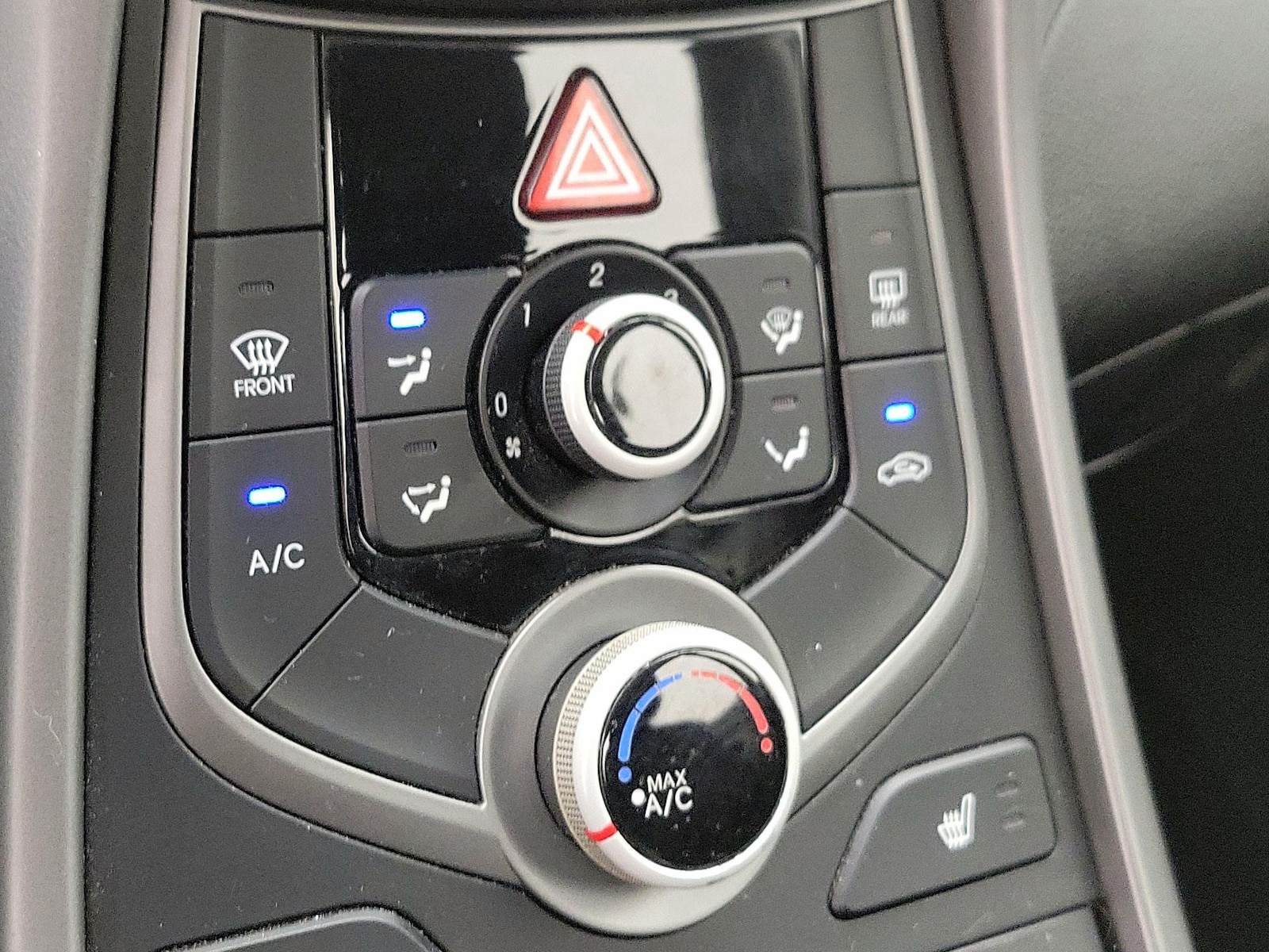 2016 Hyundai Elantra Sport - Photo 18