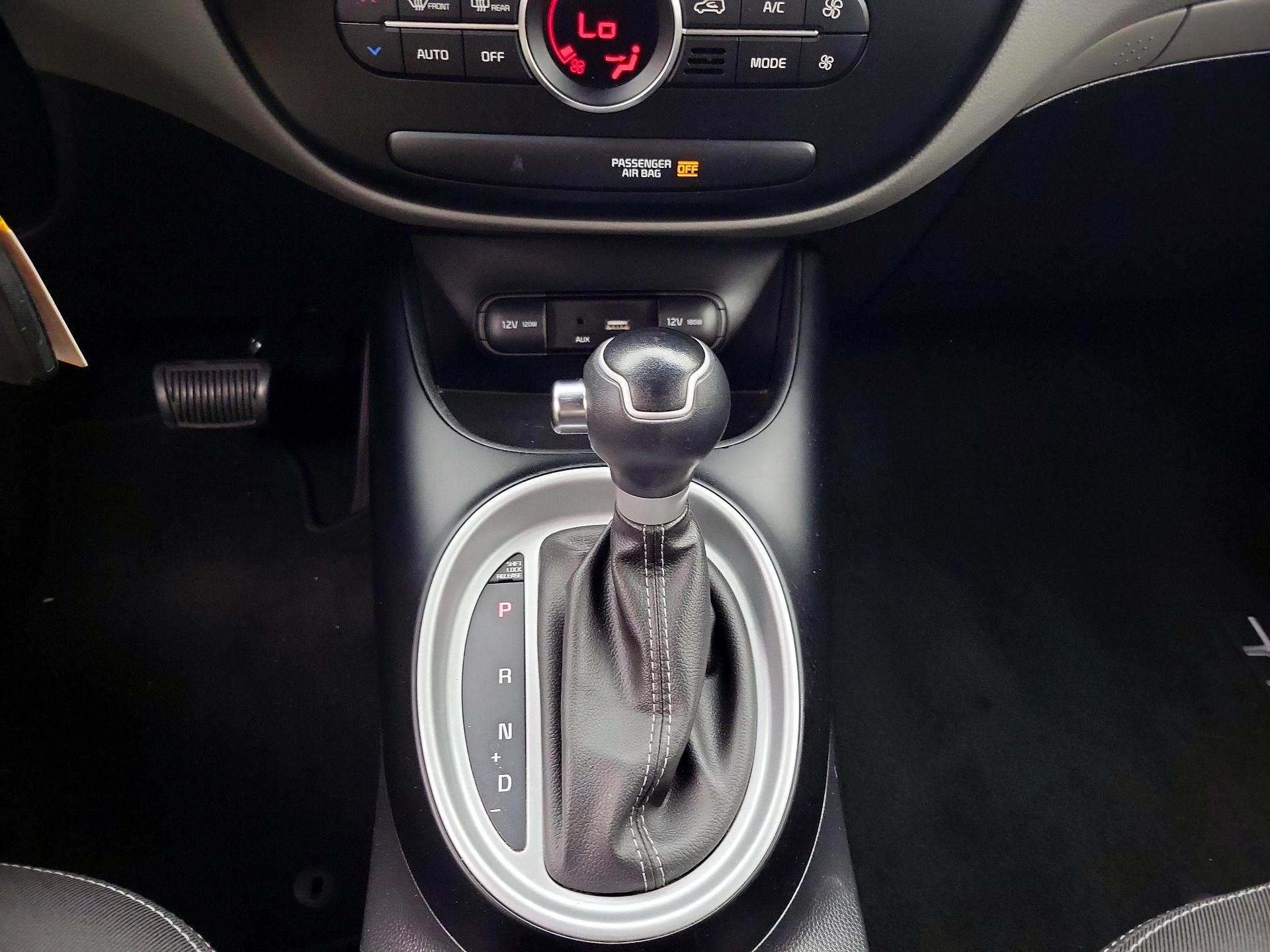Thumbnail: 2017 Kia Soul - 17