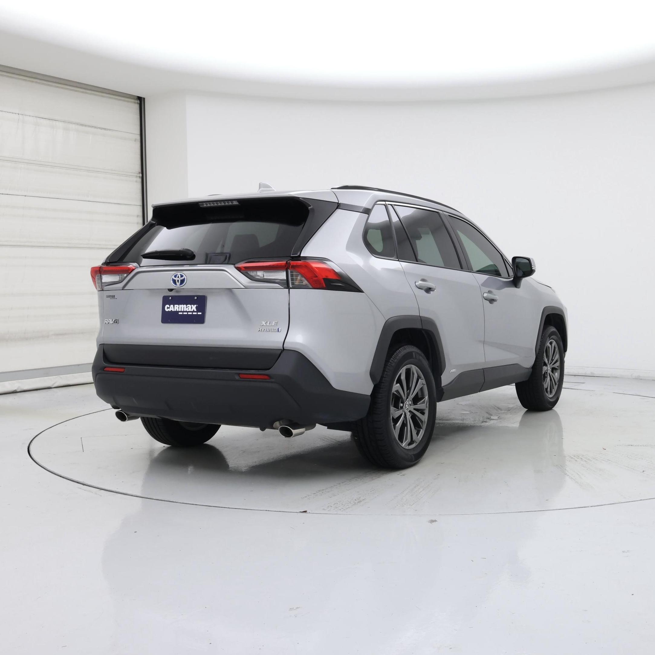 Thumbnail: 2024 Toyota RAV4 - 8