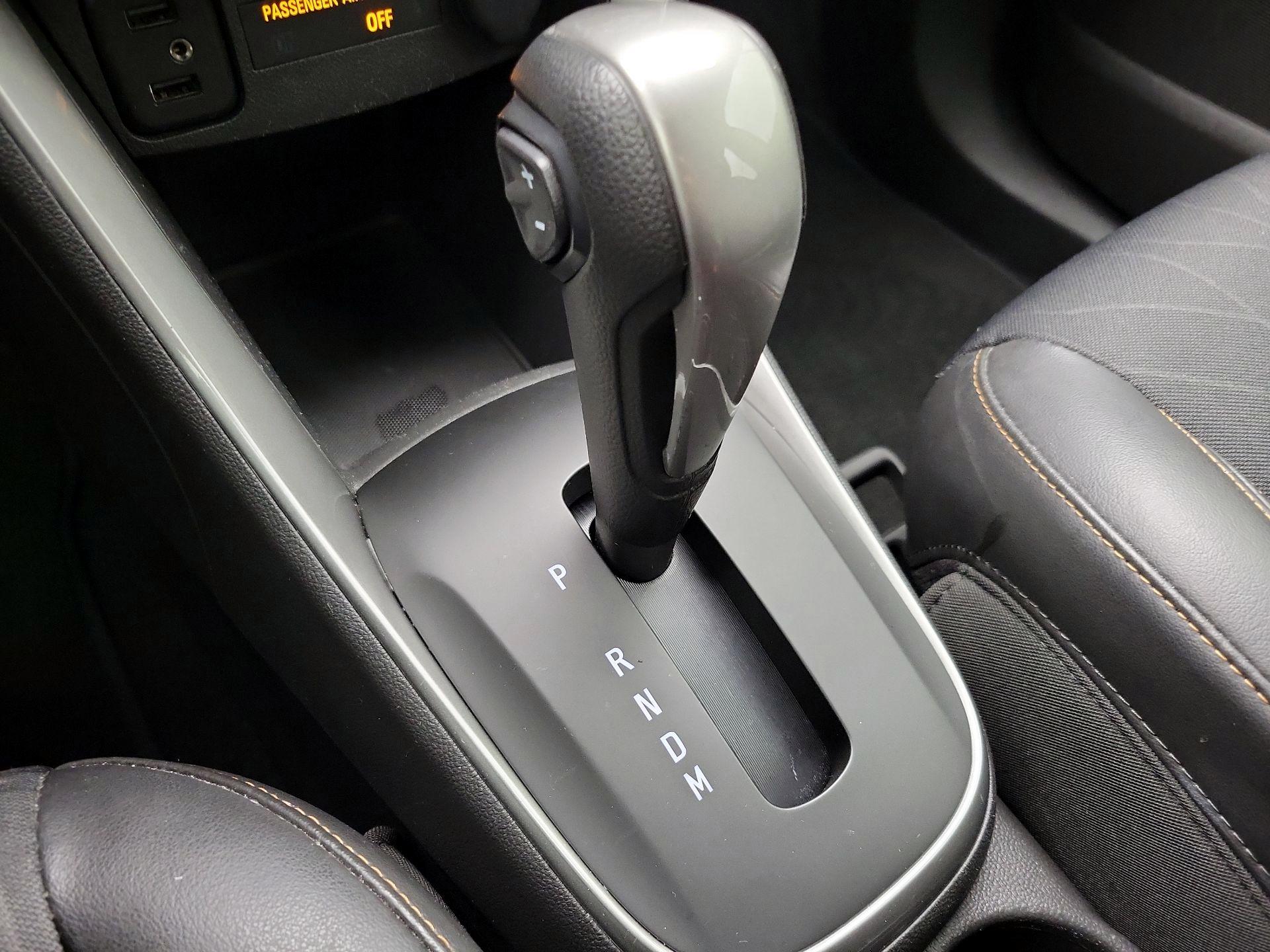 Thumbnail: 2020 Chevrolet Trax - 17